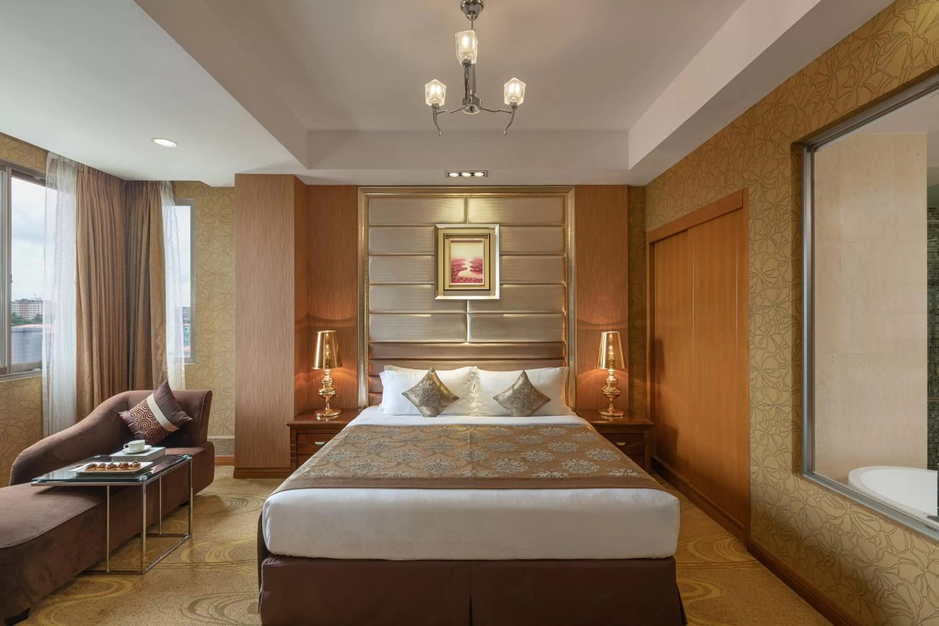 Bed in Best Western Chinatown Hotel