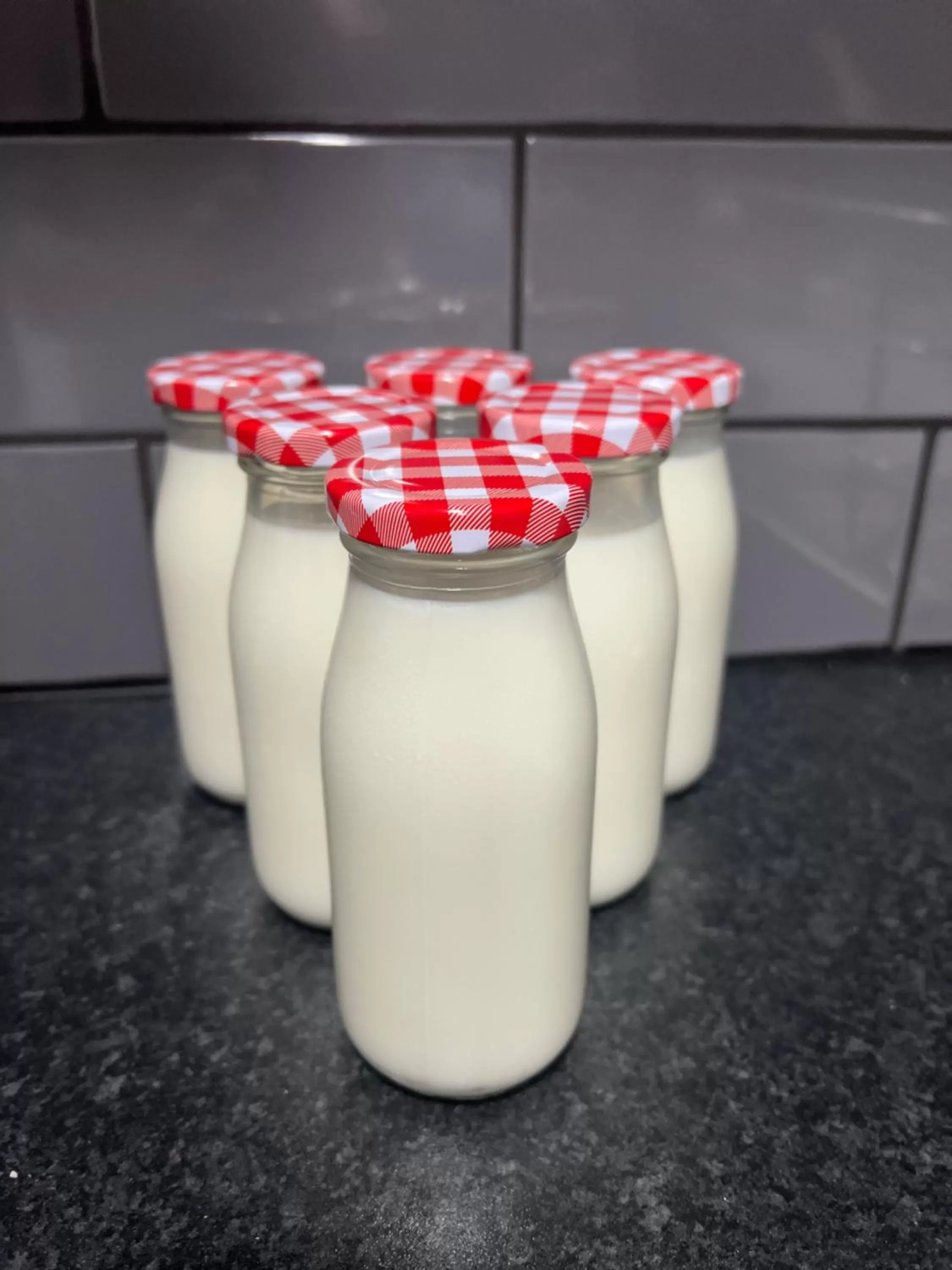 Drinks in Amani Apartments - Glasgow City Centre