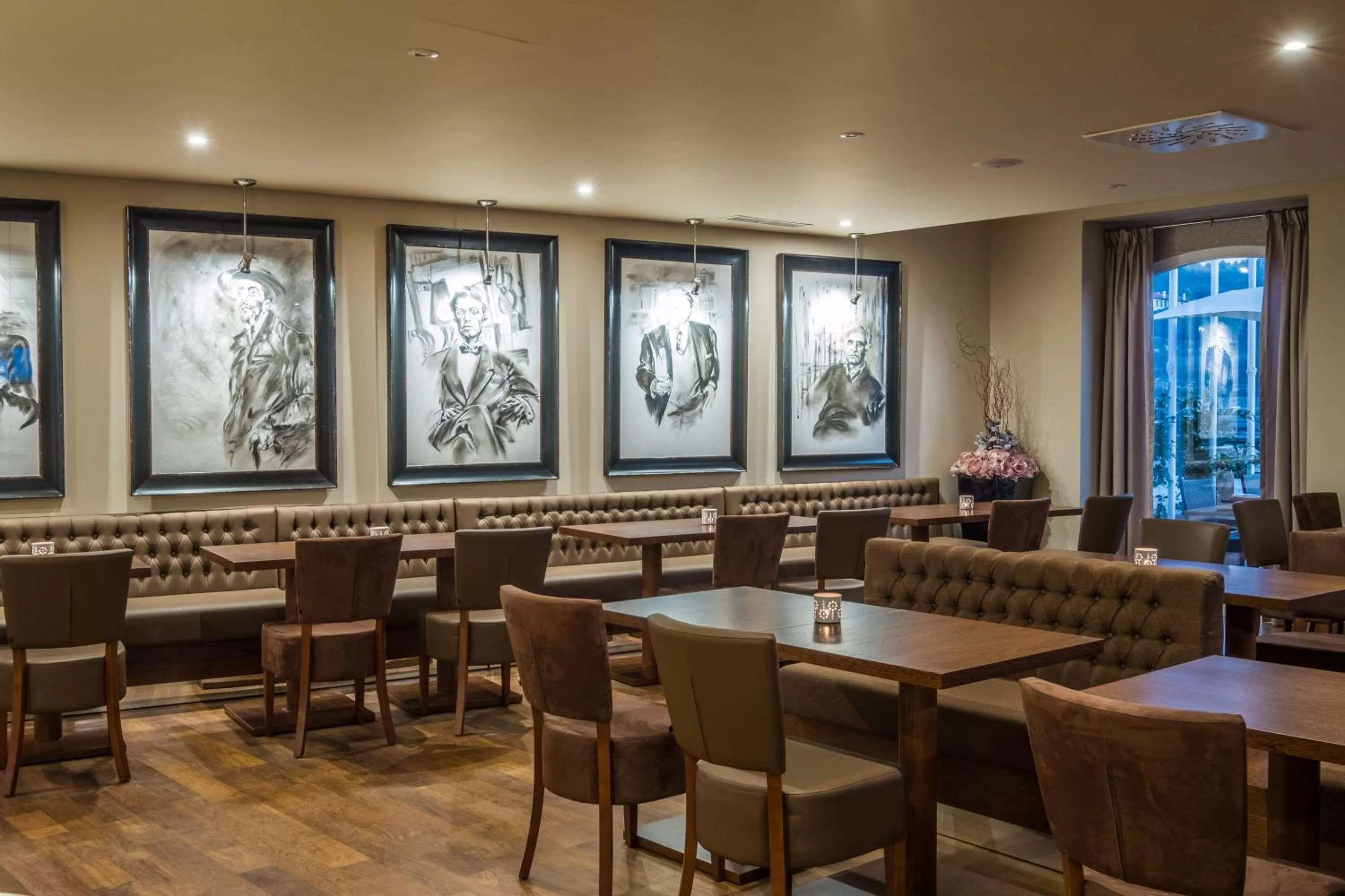 Lounge or bar in Vila Gale Porto Ribeira