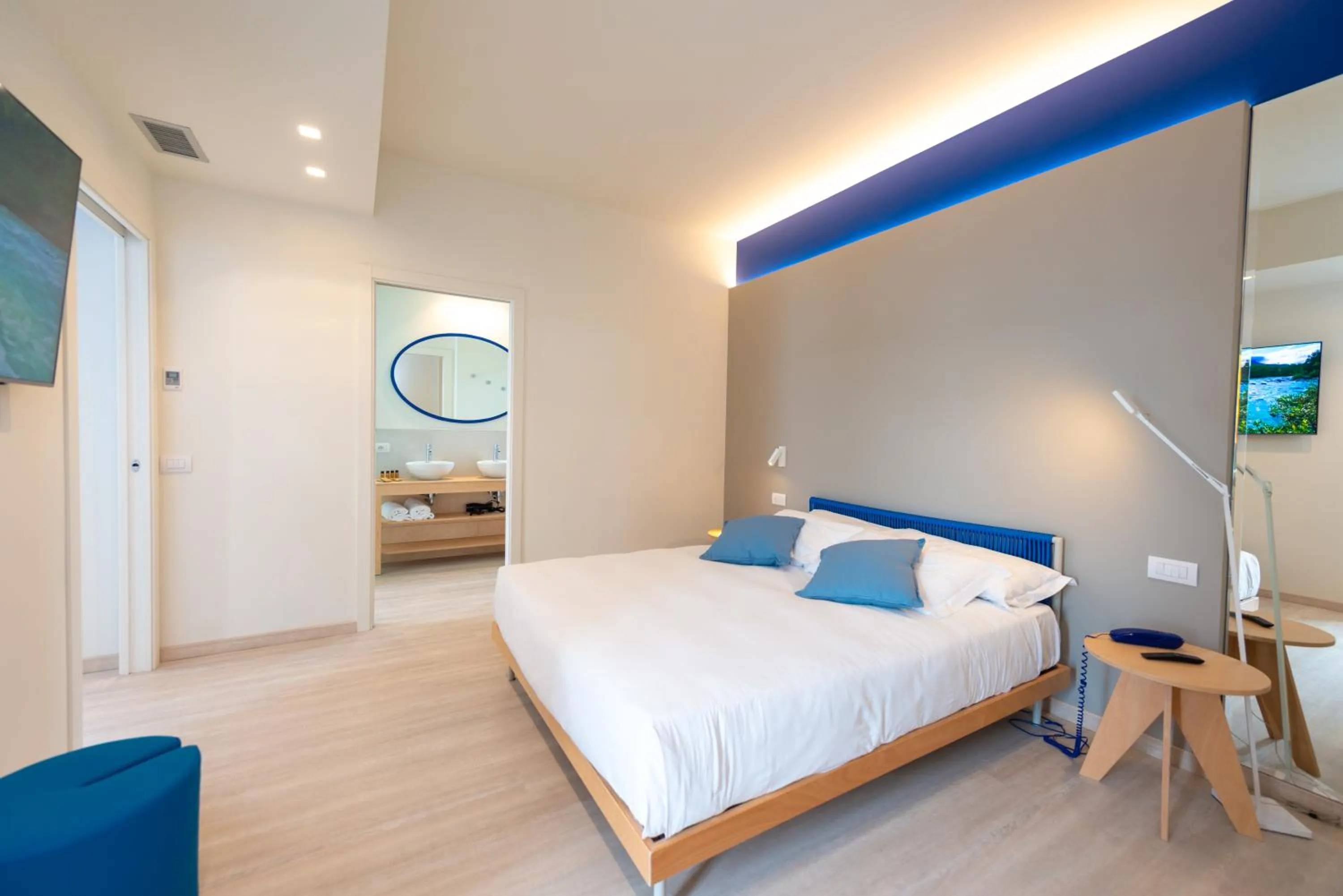 Bed in Amarina Hotel