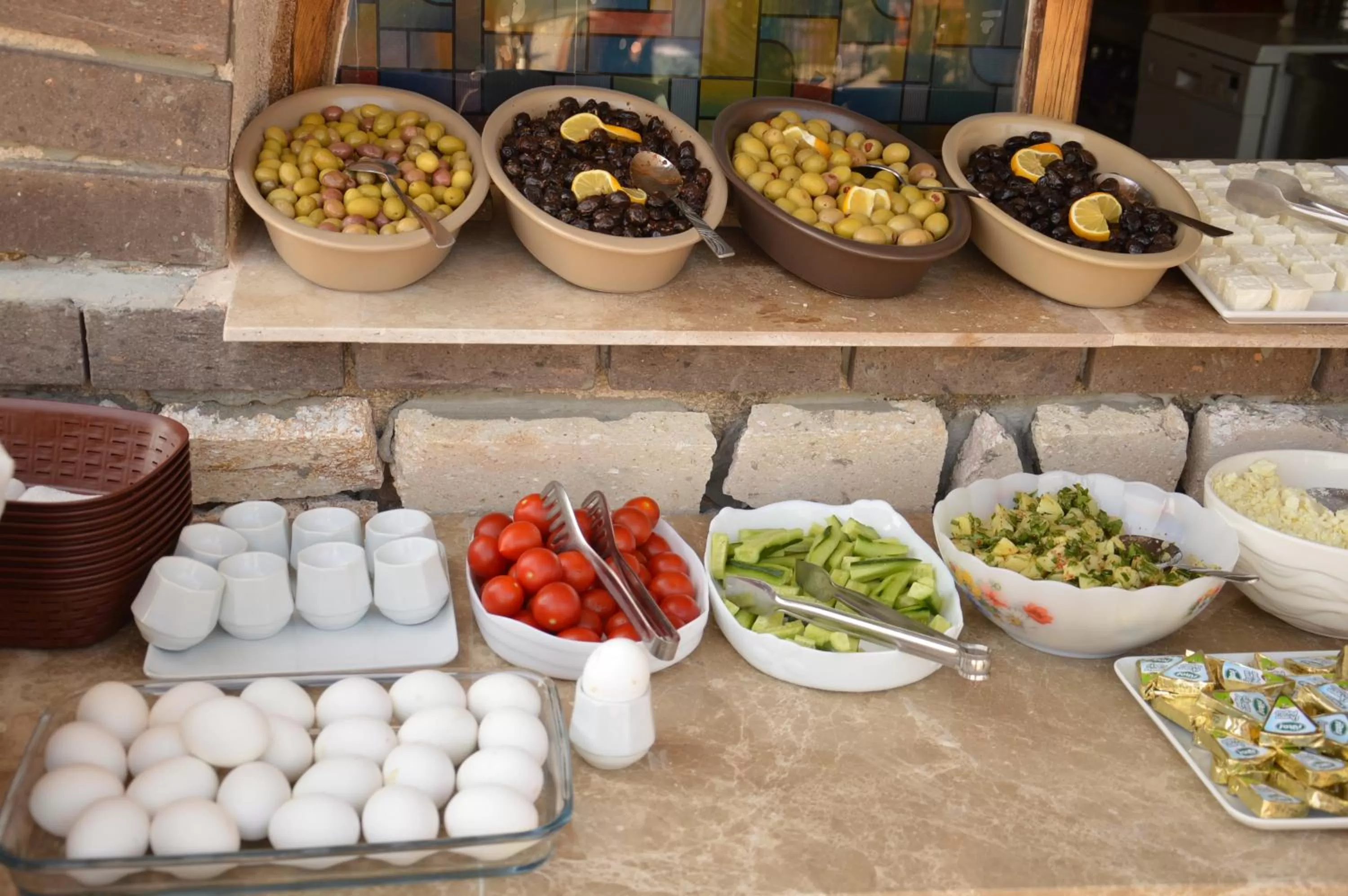 Breakfast in Elite Cave Suites