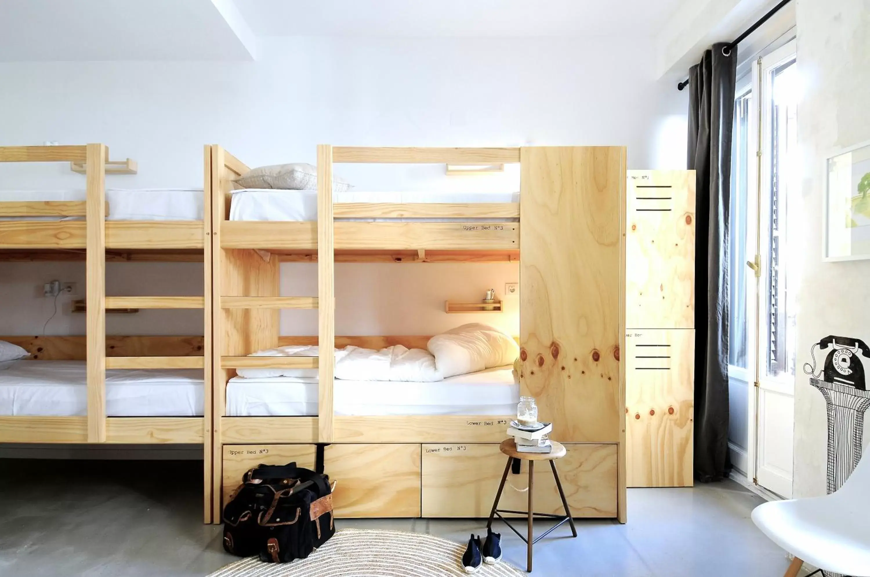 Single Bed in 8-Bed Mixed Dormitory Room with Private Bathroom in The Hat Madrid Single Bed in 8-Bed Mixed Dormitory Room with Private Bathroom in The Hat Madrid