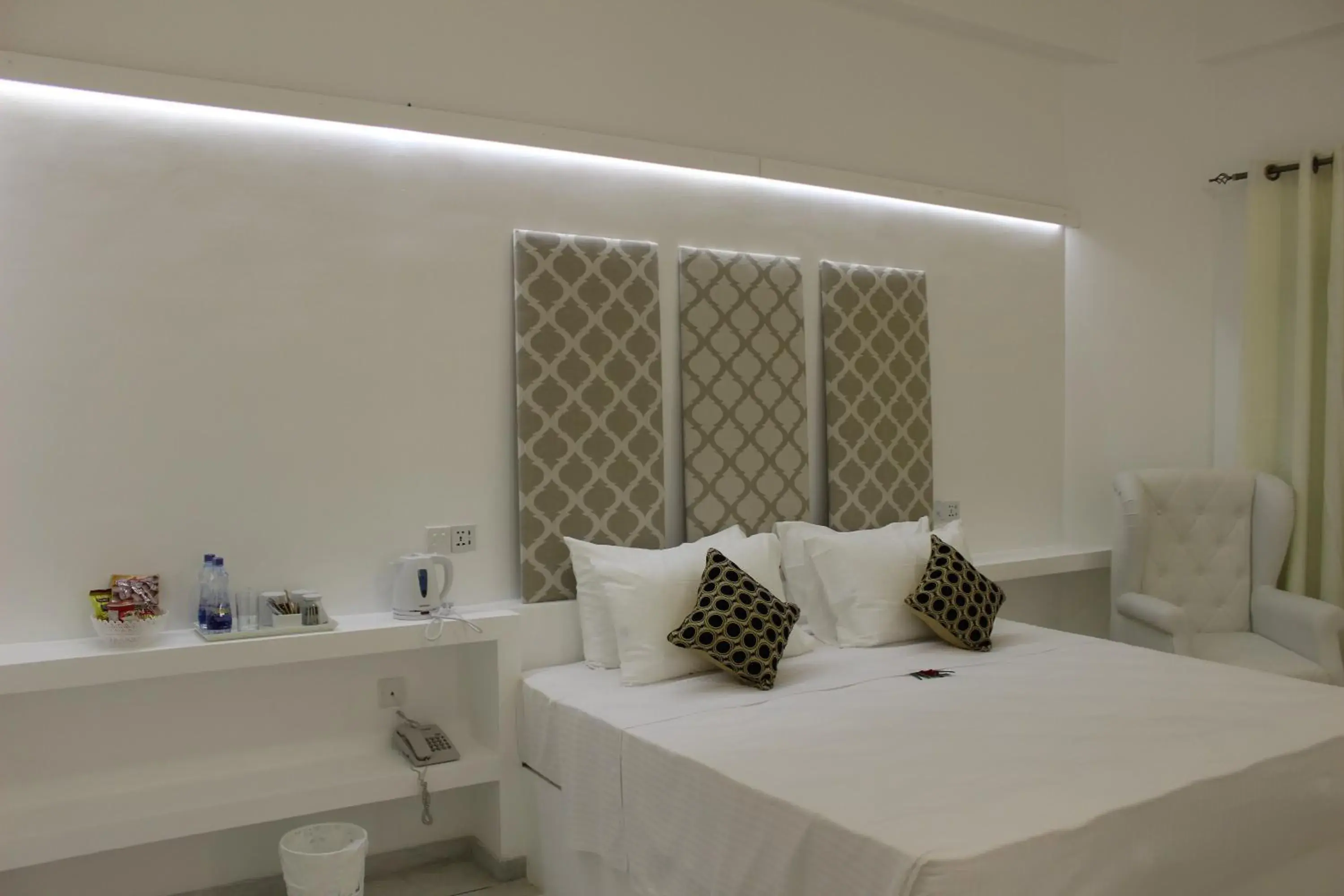 Deluxe King Room with Balcony in Heaven By O Deluxe King Room with Balcony in Heaven By O