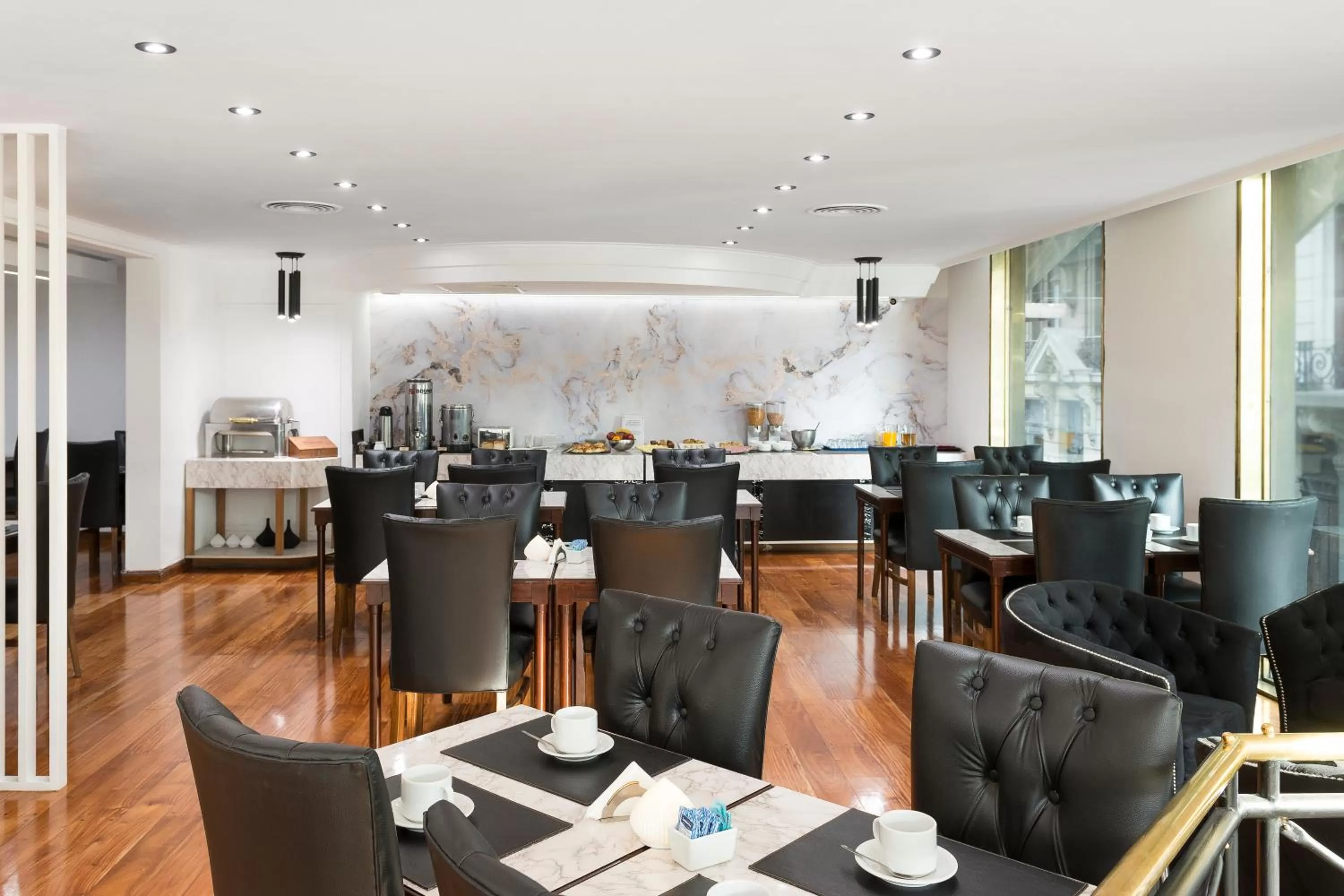 Breakfast in Imperial Park Hotel