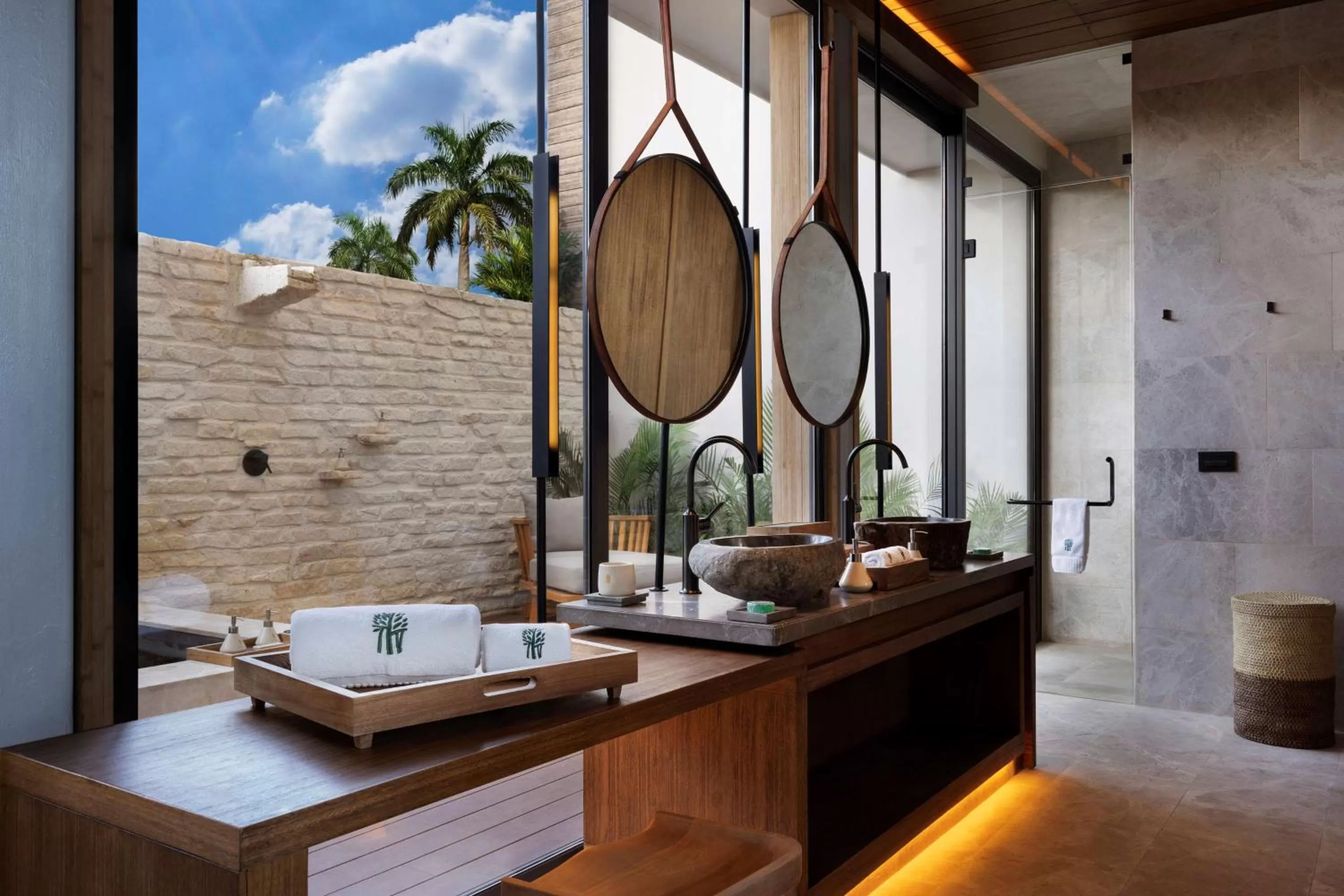 Toilet in Banyan Tree Mayakoba
