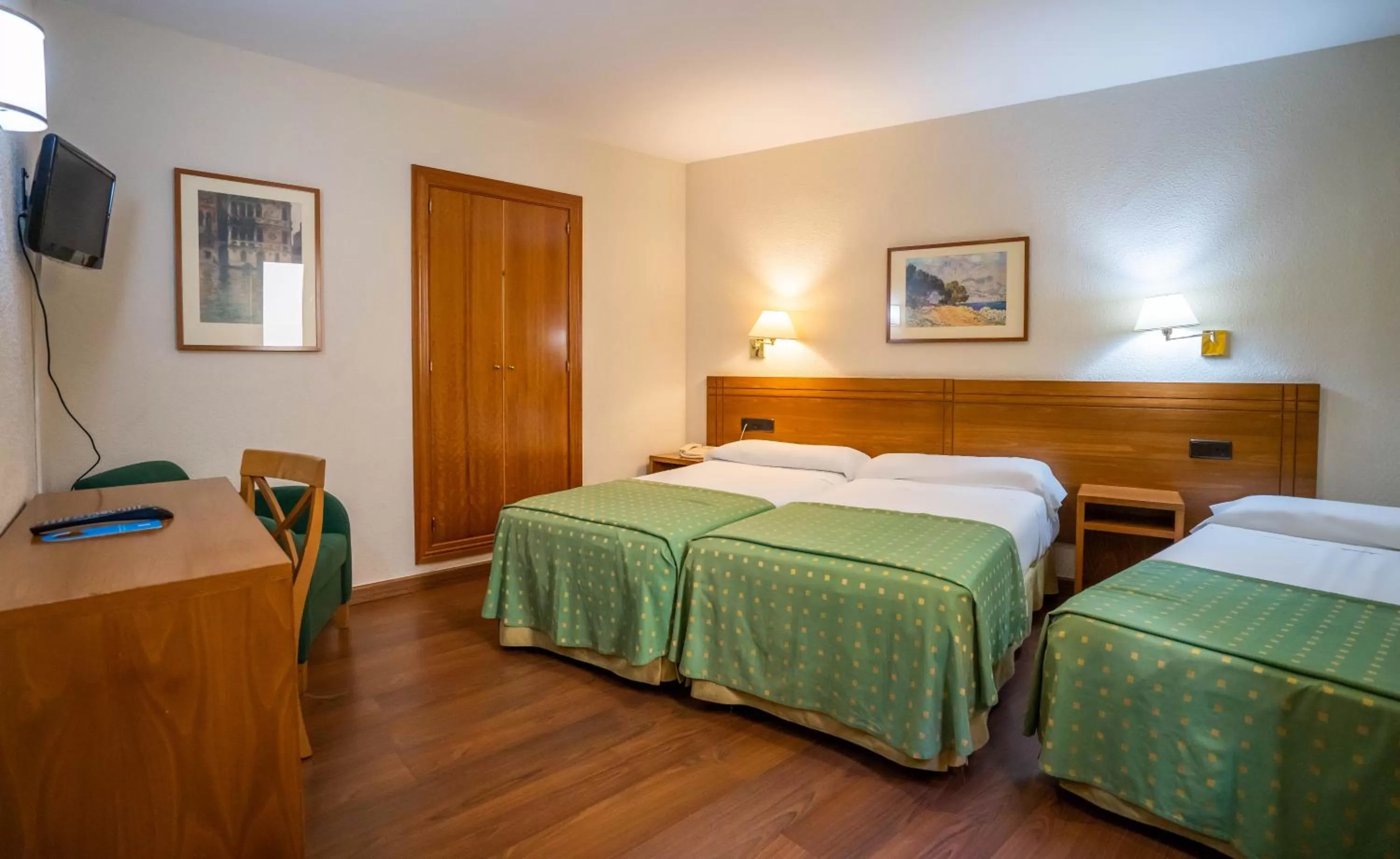 Bed in YIT Conquista de Toledo