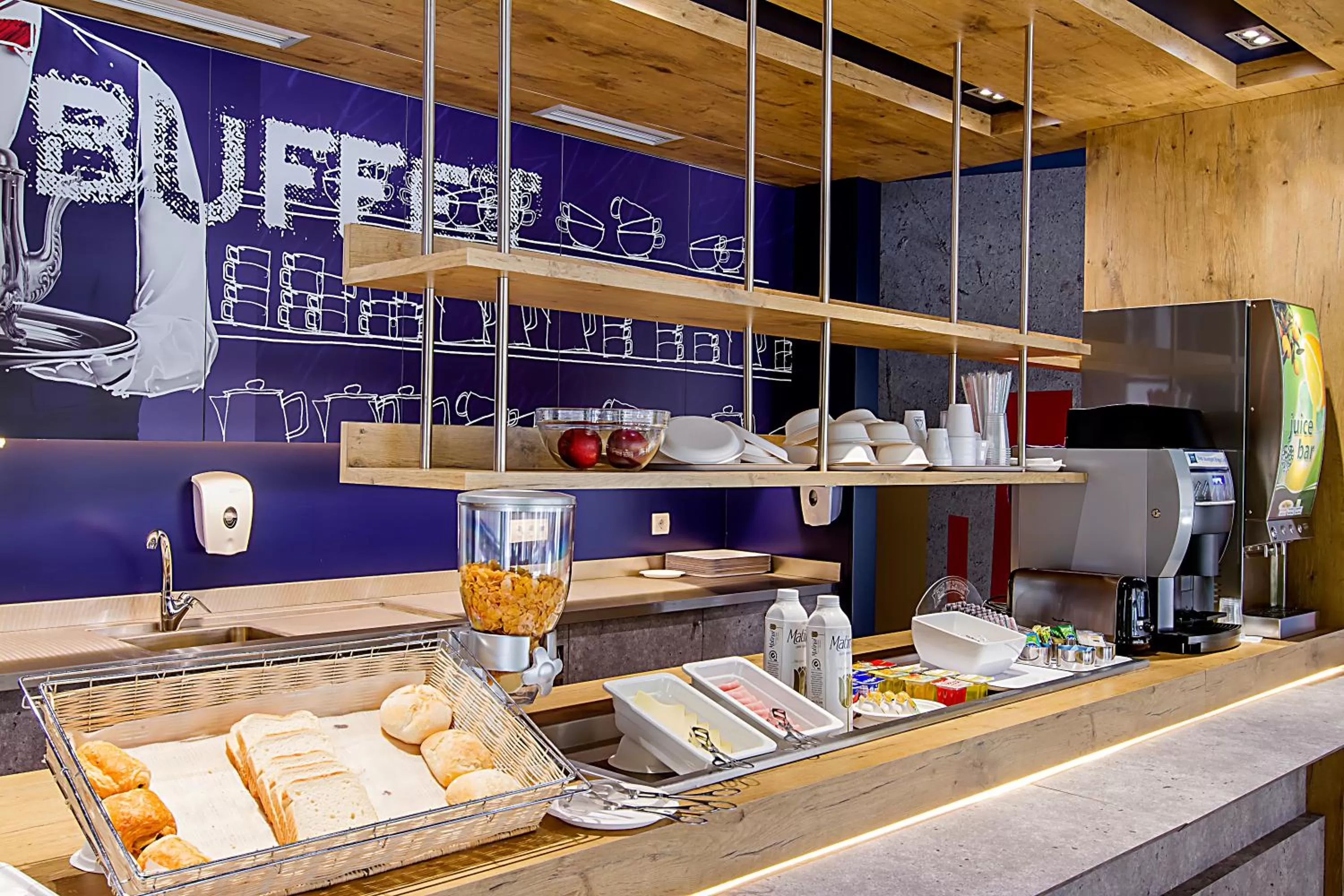 Restaurant/places to eat in Ibis Budget Braga Centro