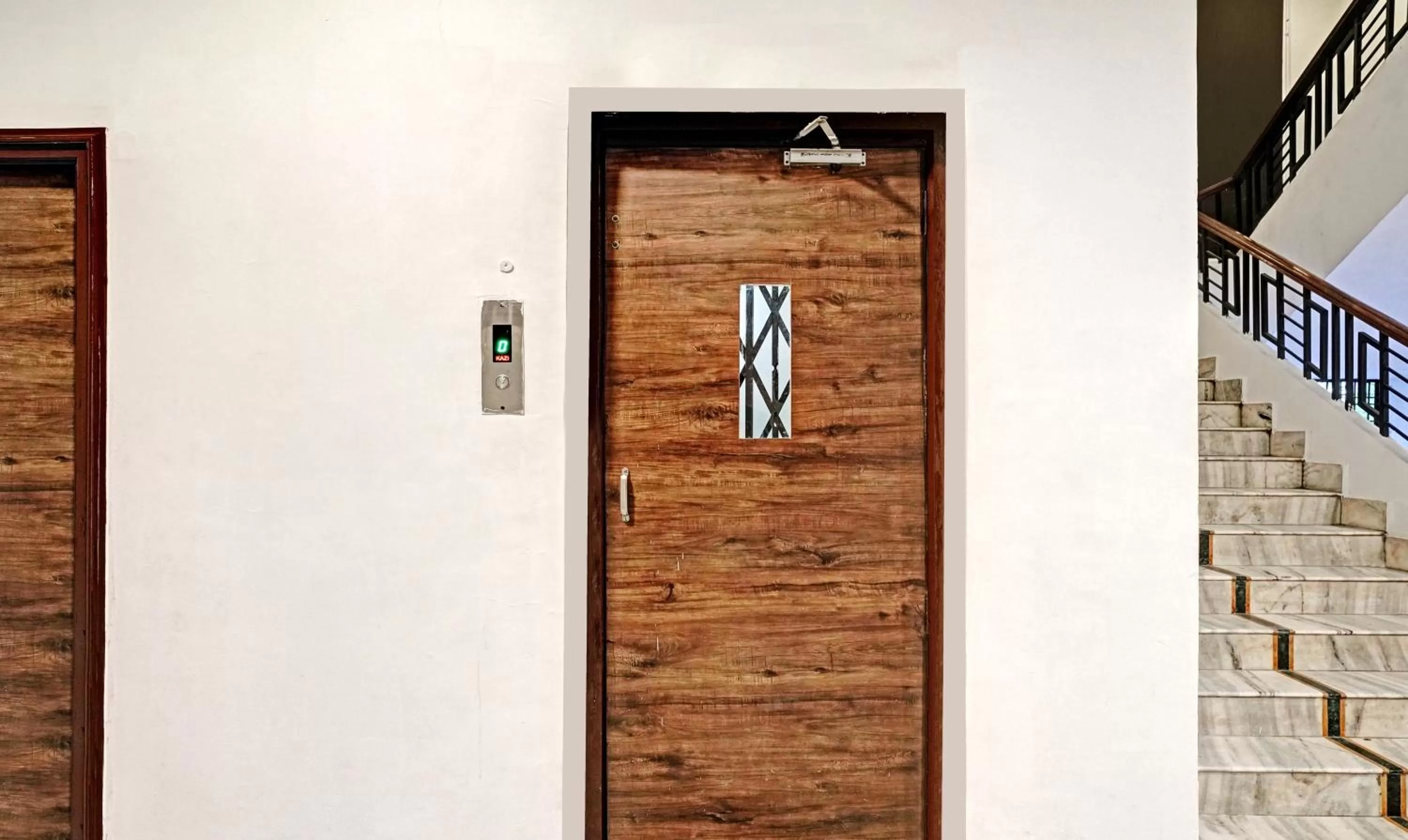 elevator in Treebo Varsha Palace