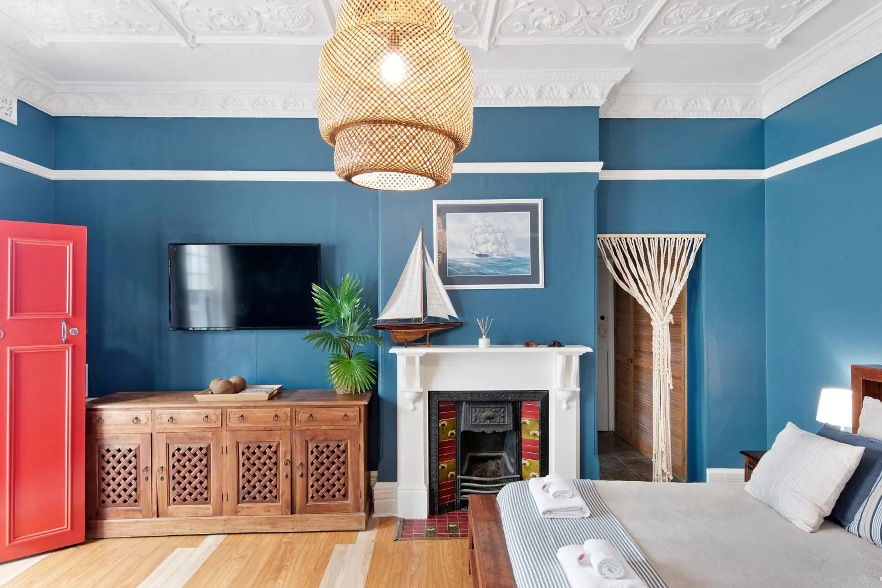 Manly Waves Studios & Apartments