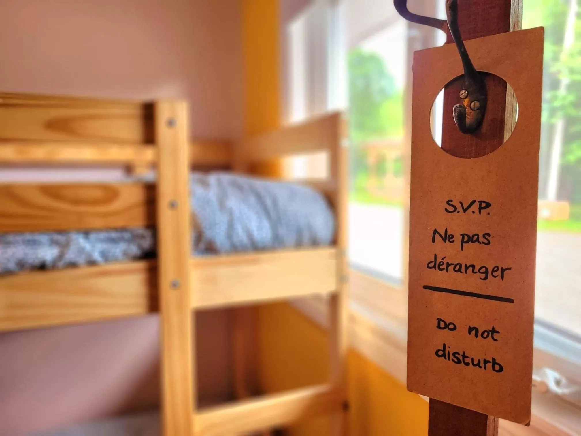 bunk bed, Bed in Motel Abricafé