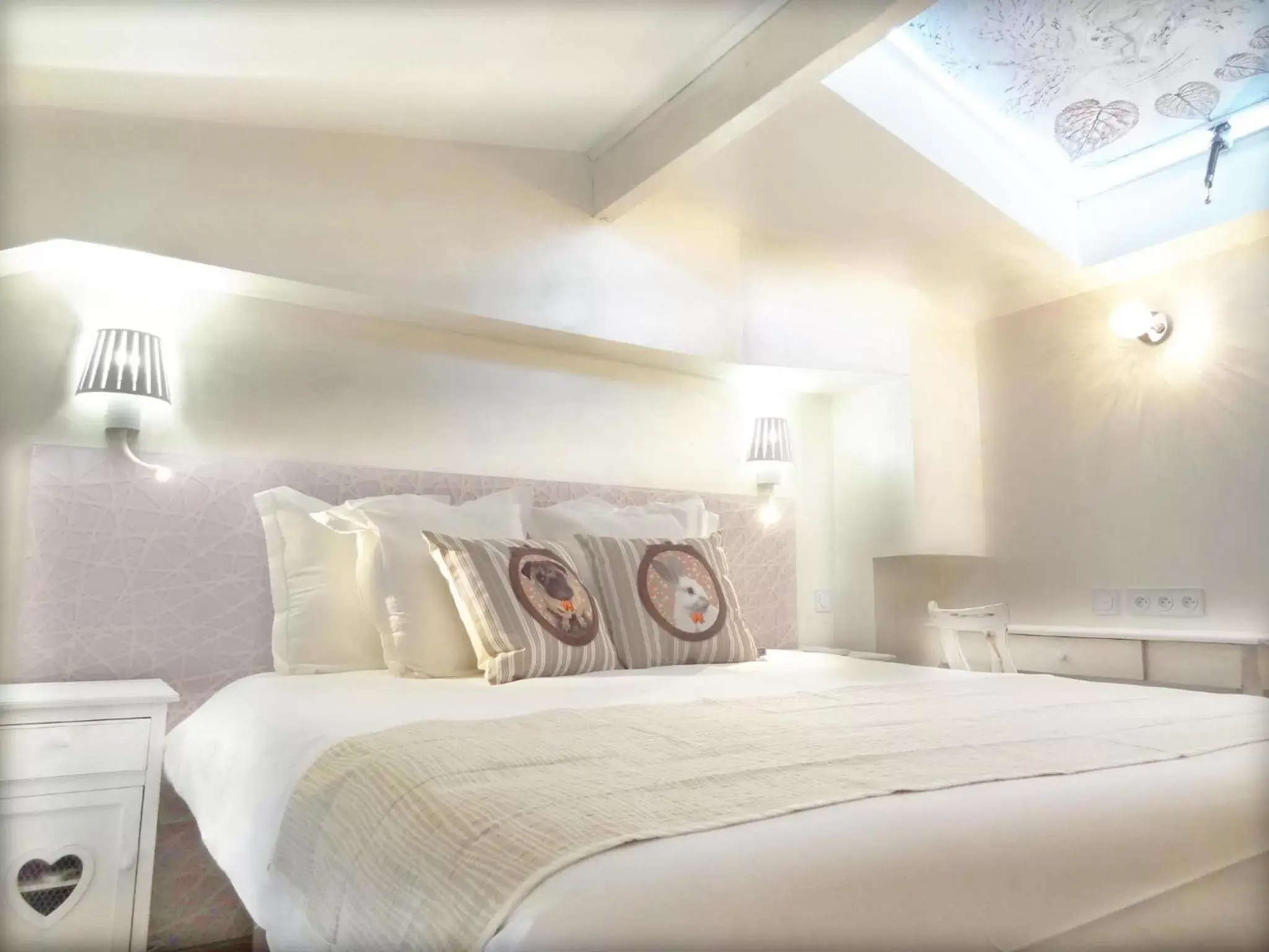 Superior Triple Room in Le Pavillon Hotel Superior Triple Room in Le Pavillon Hotel