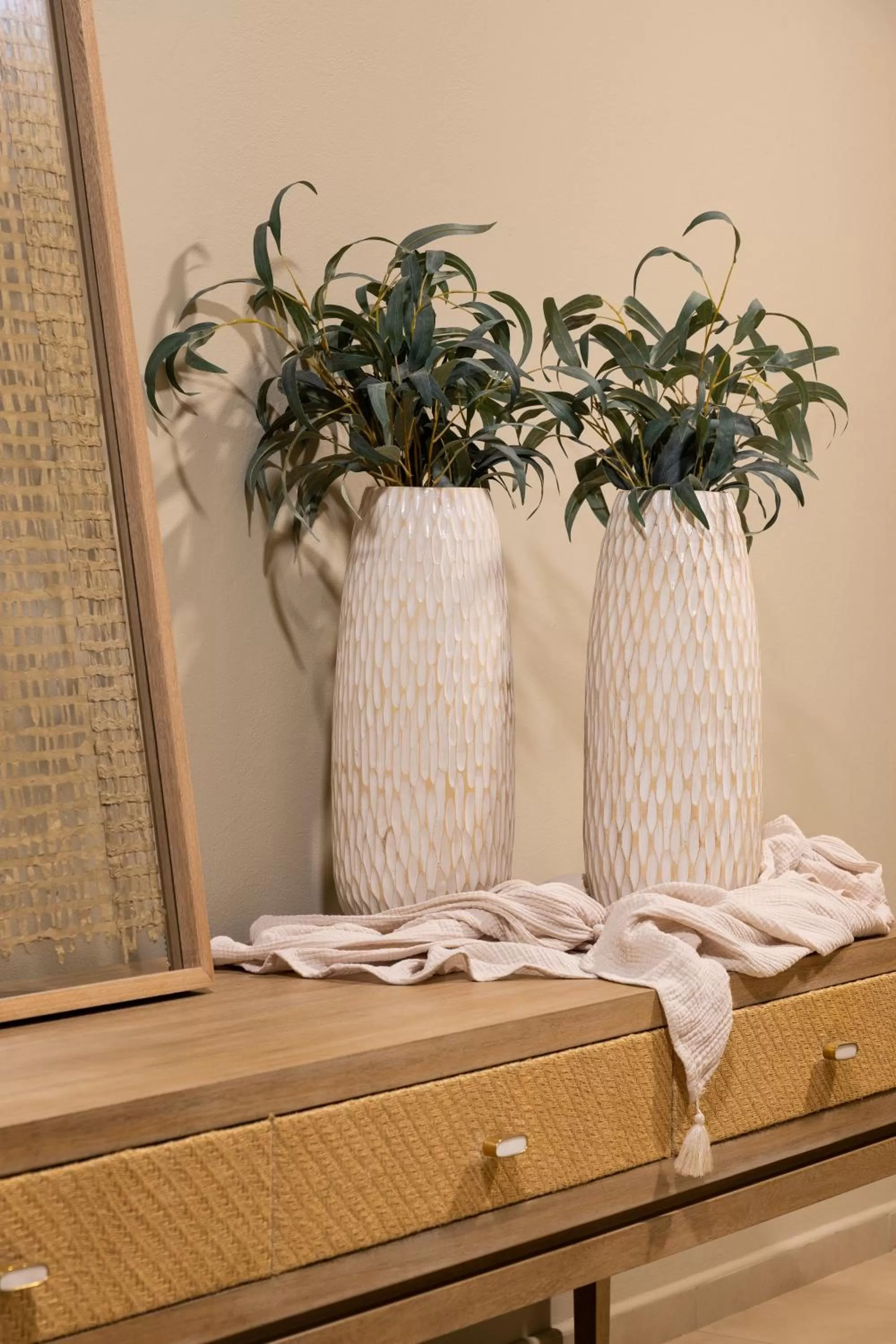 Decorative detail in Tau House