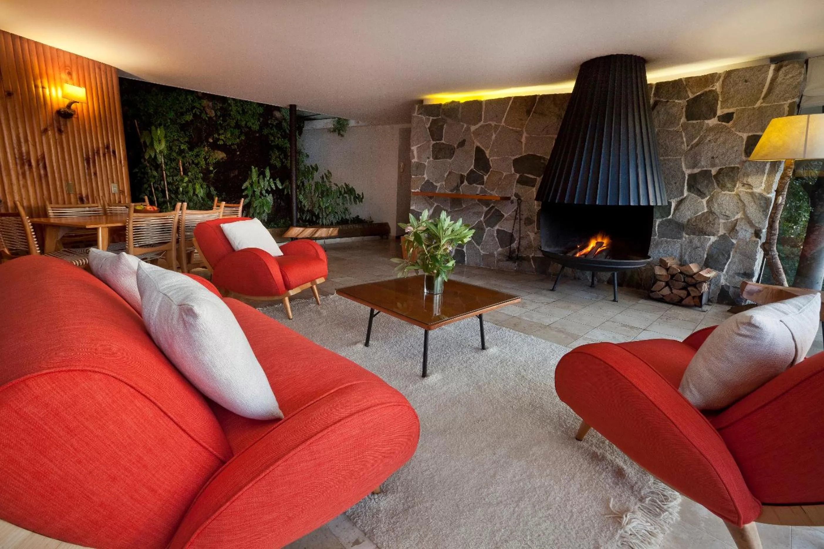 Living room, Seating Area in Hotel Antumalal