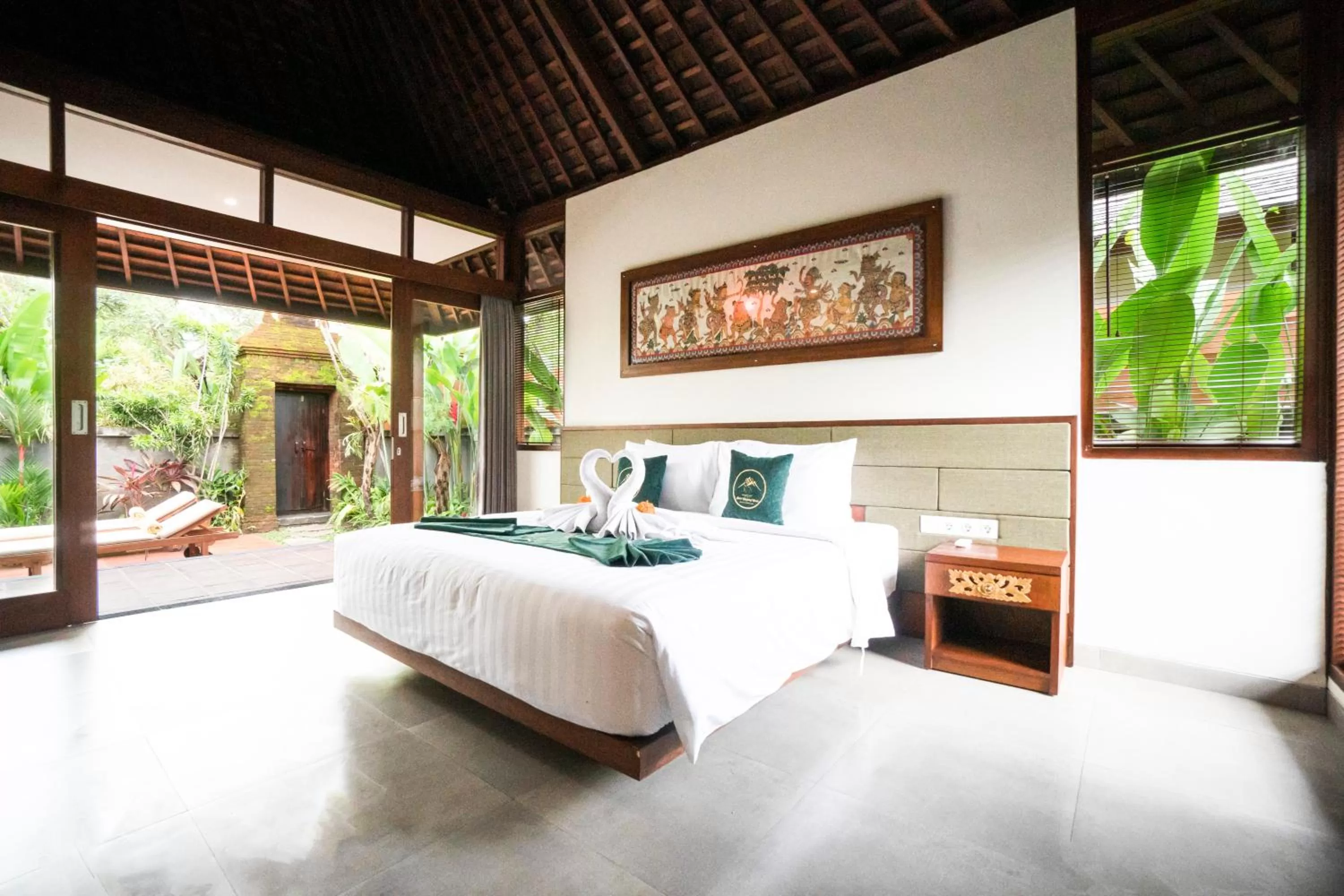 Photo of the whole room, Bed in Alam Wayang Ubud - CHSE Certified
