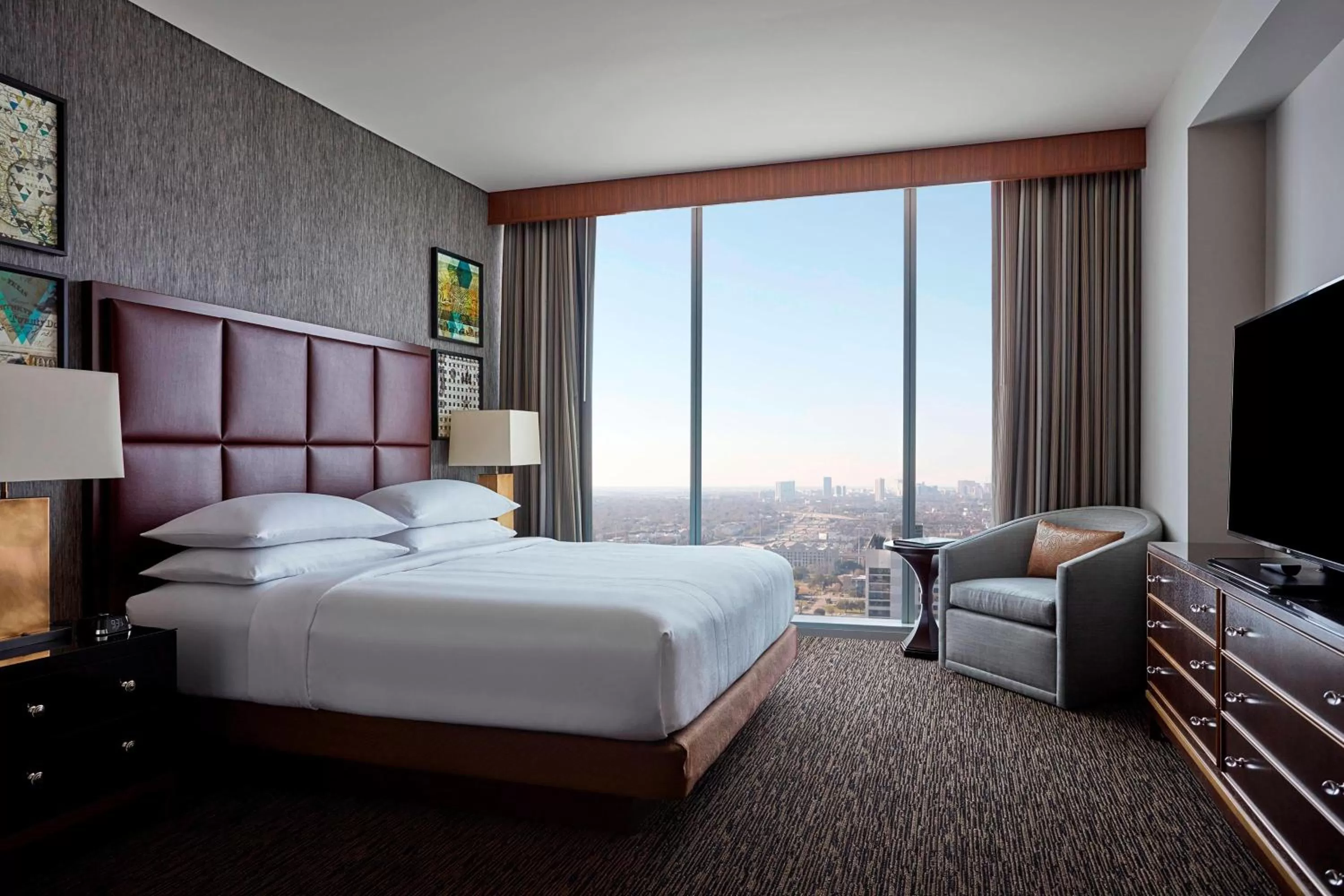 Bedroom, Bed in Marriott Marquis Houston