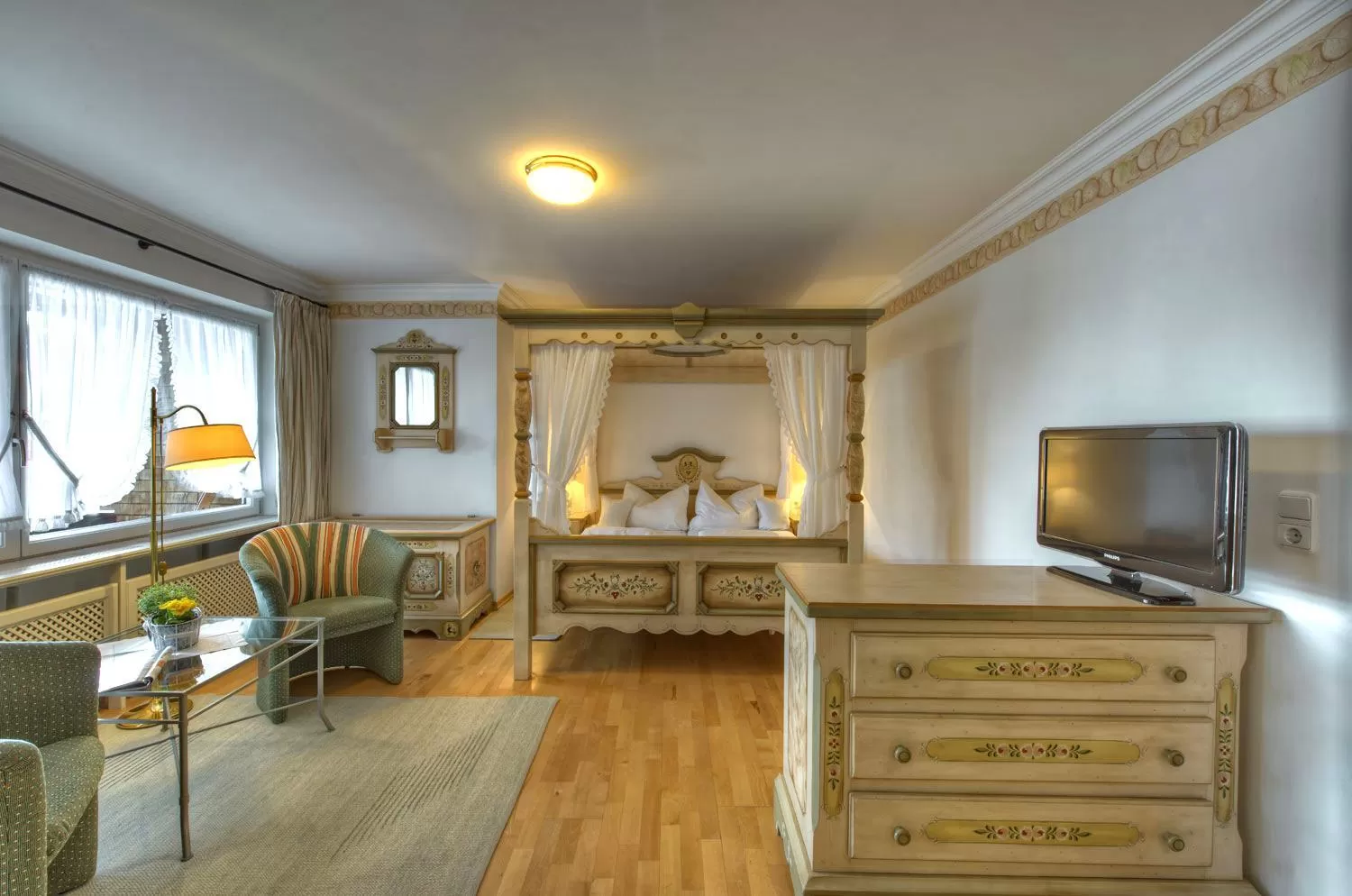 Property building, TV/Entertainment Center in DIANA Naturpark Hotel - mit Oberstaufen Plus Golf-Gästekarte