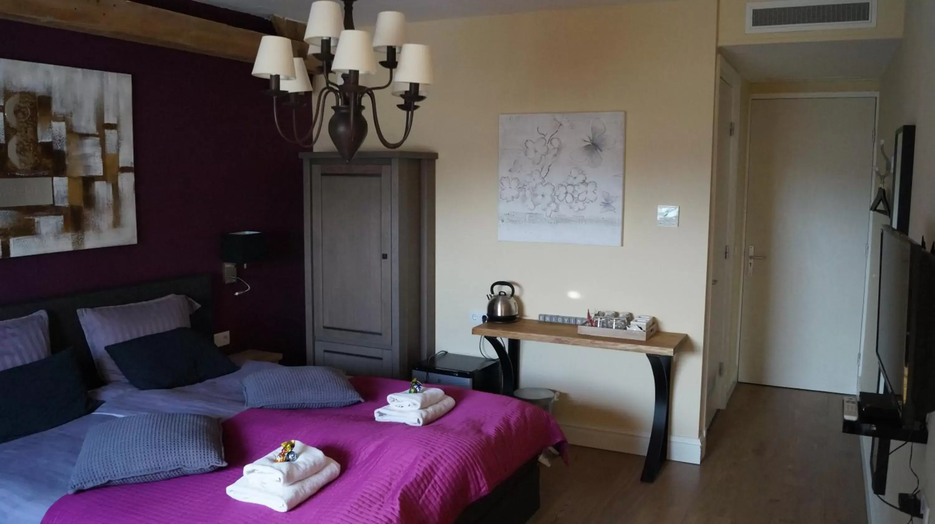 Superior King or Twin Room - single occupancy in B&B Johannes-Hoeve Superior King or Twin Room - single occupancy in B&B Johannes-Hoeve