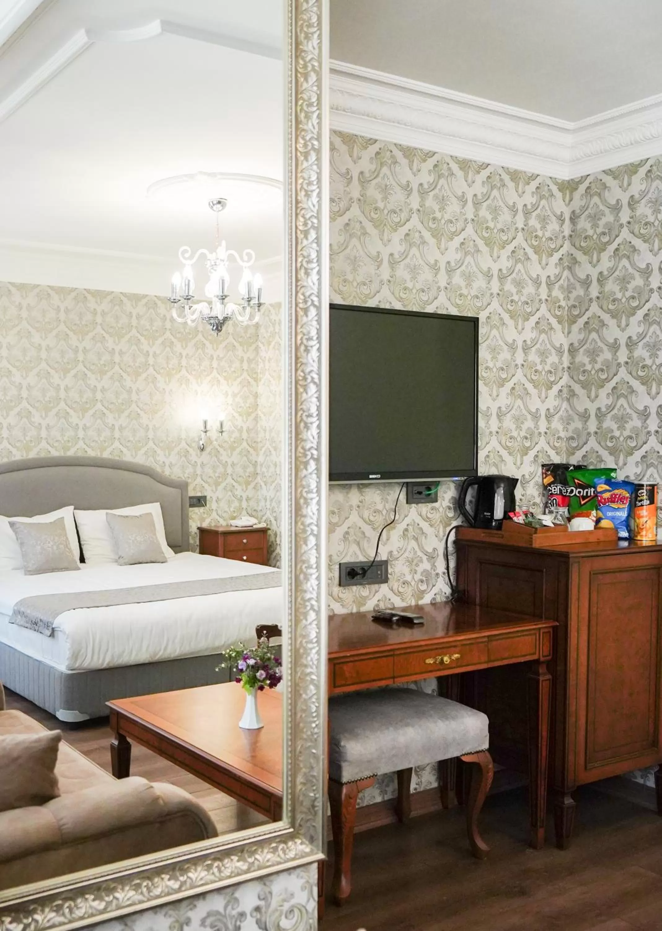 TV and multimedia, Bed in Hotel Gritti Pera & Spa