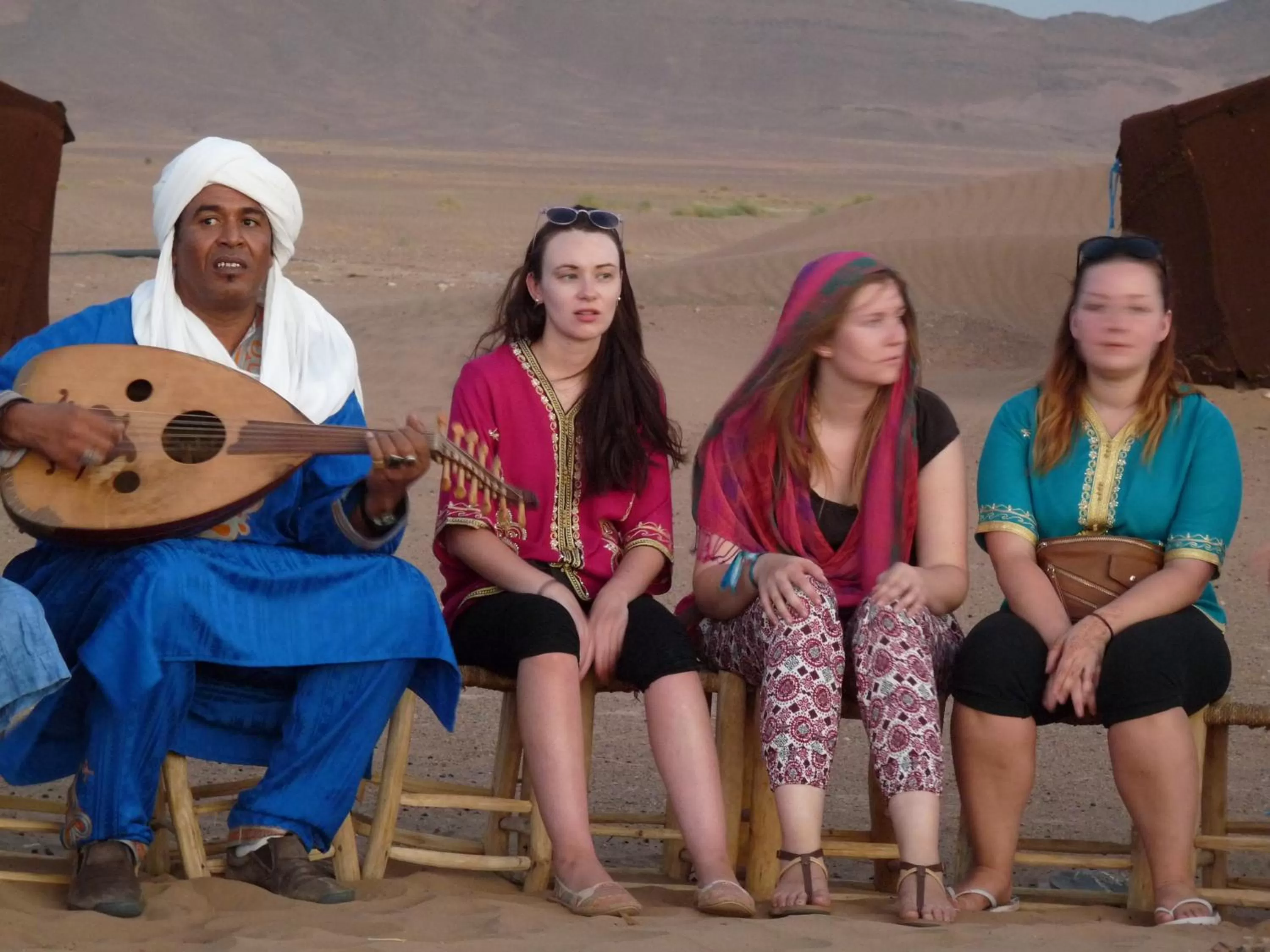 People in Prends Ton Temps