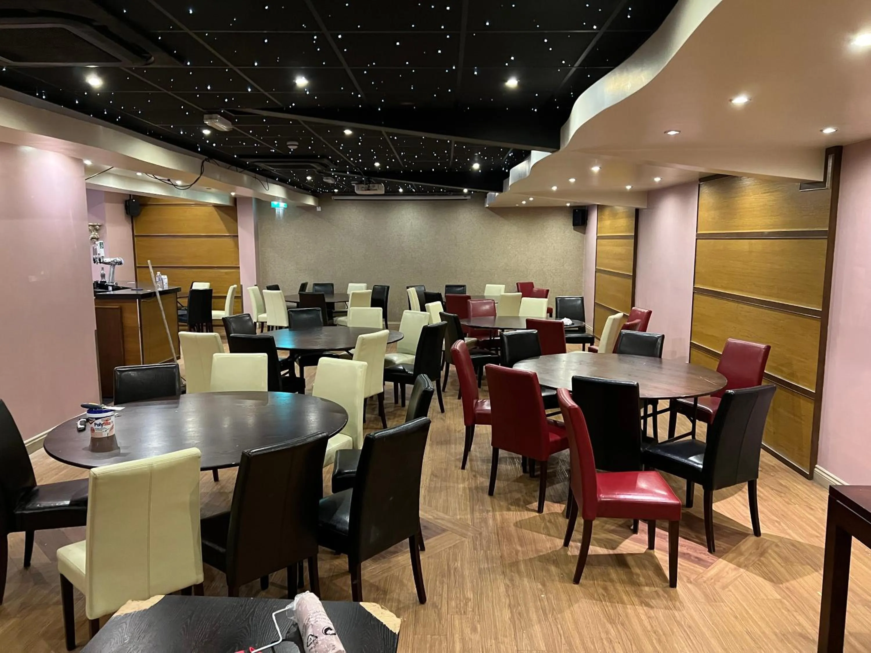 Banquet/Function facilities in Southport Metro Hotel