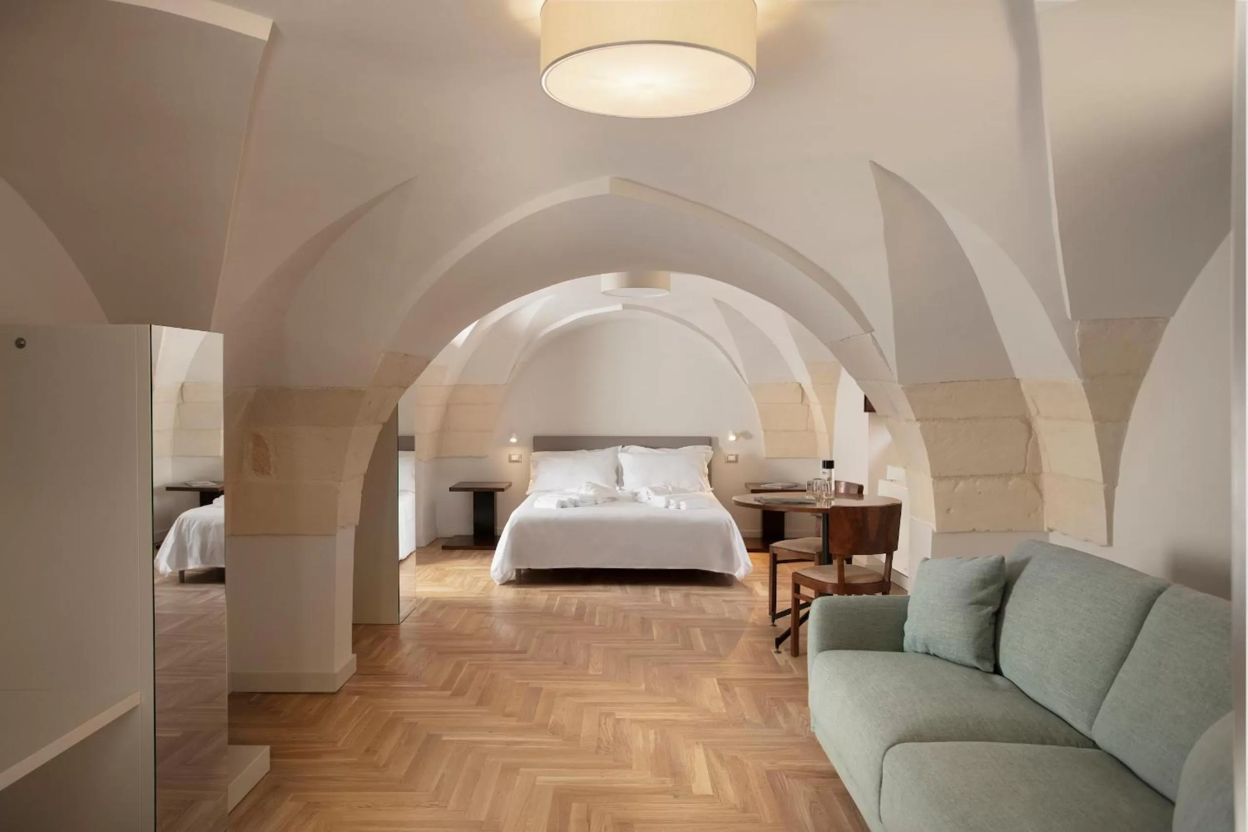 Living room, Bed in Palazzo dei Tolomei