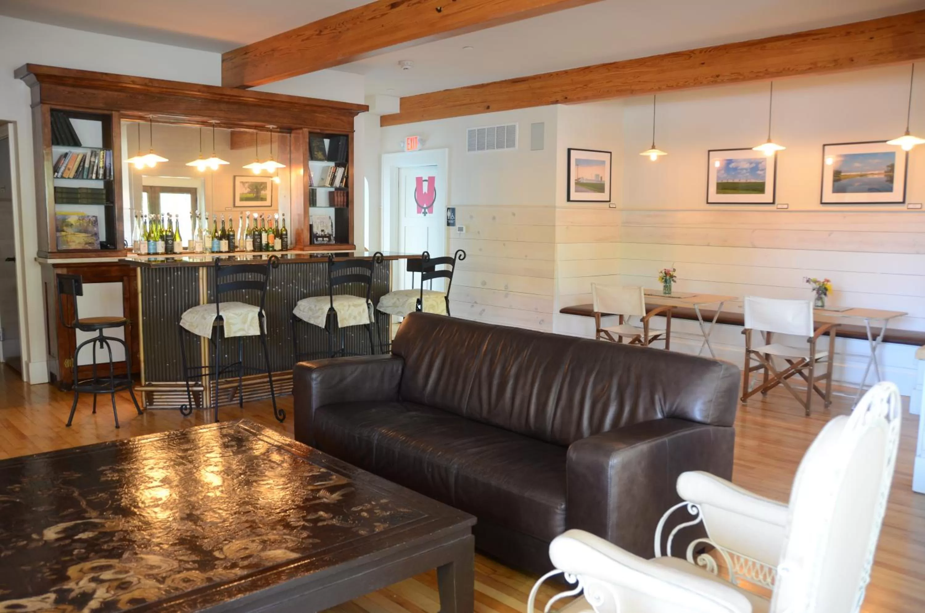 Lounge or bar in Hotel Broad Ripple