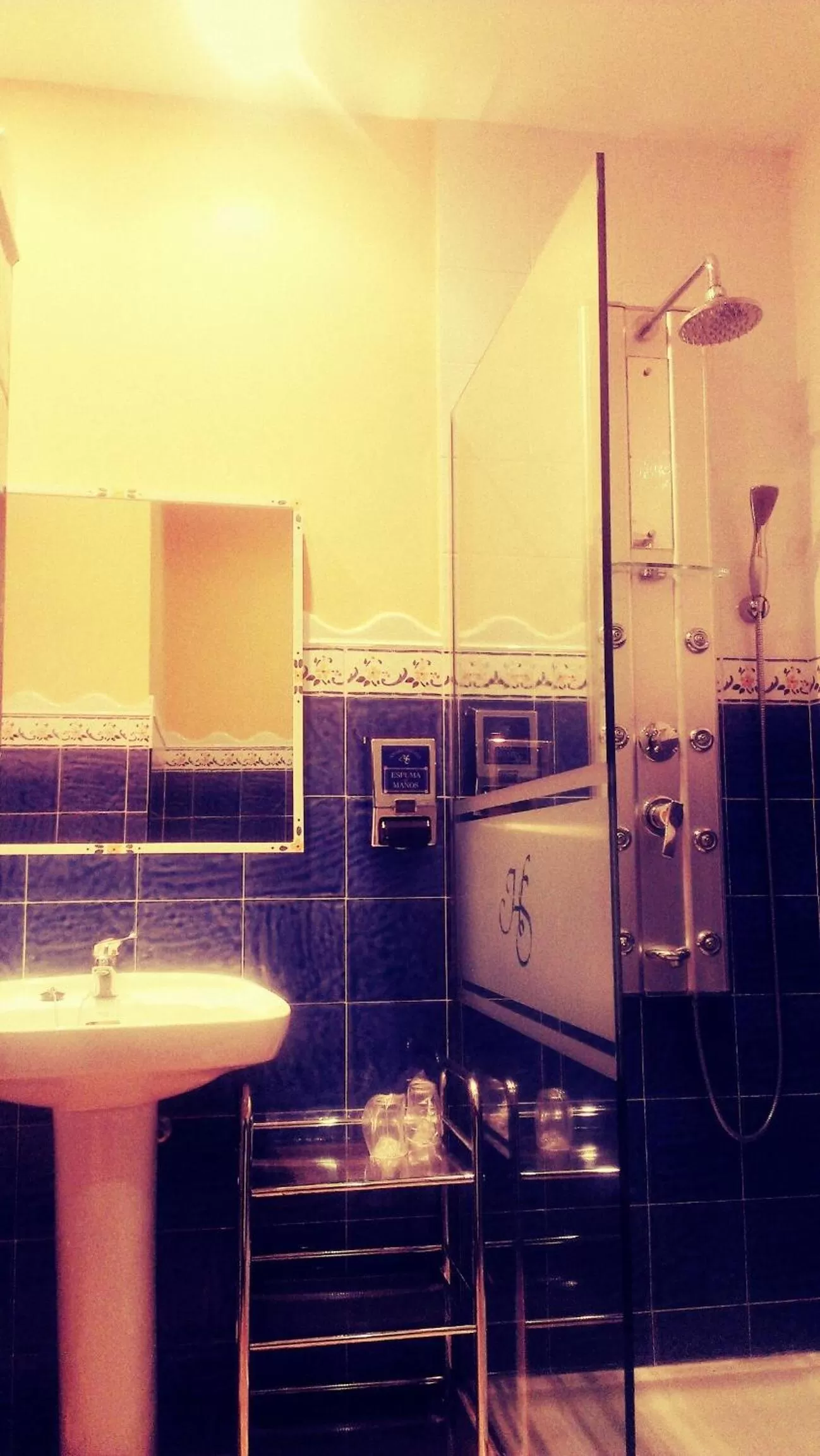 Property logo or sign in El Huésped del Sevillano AR