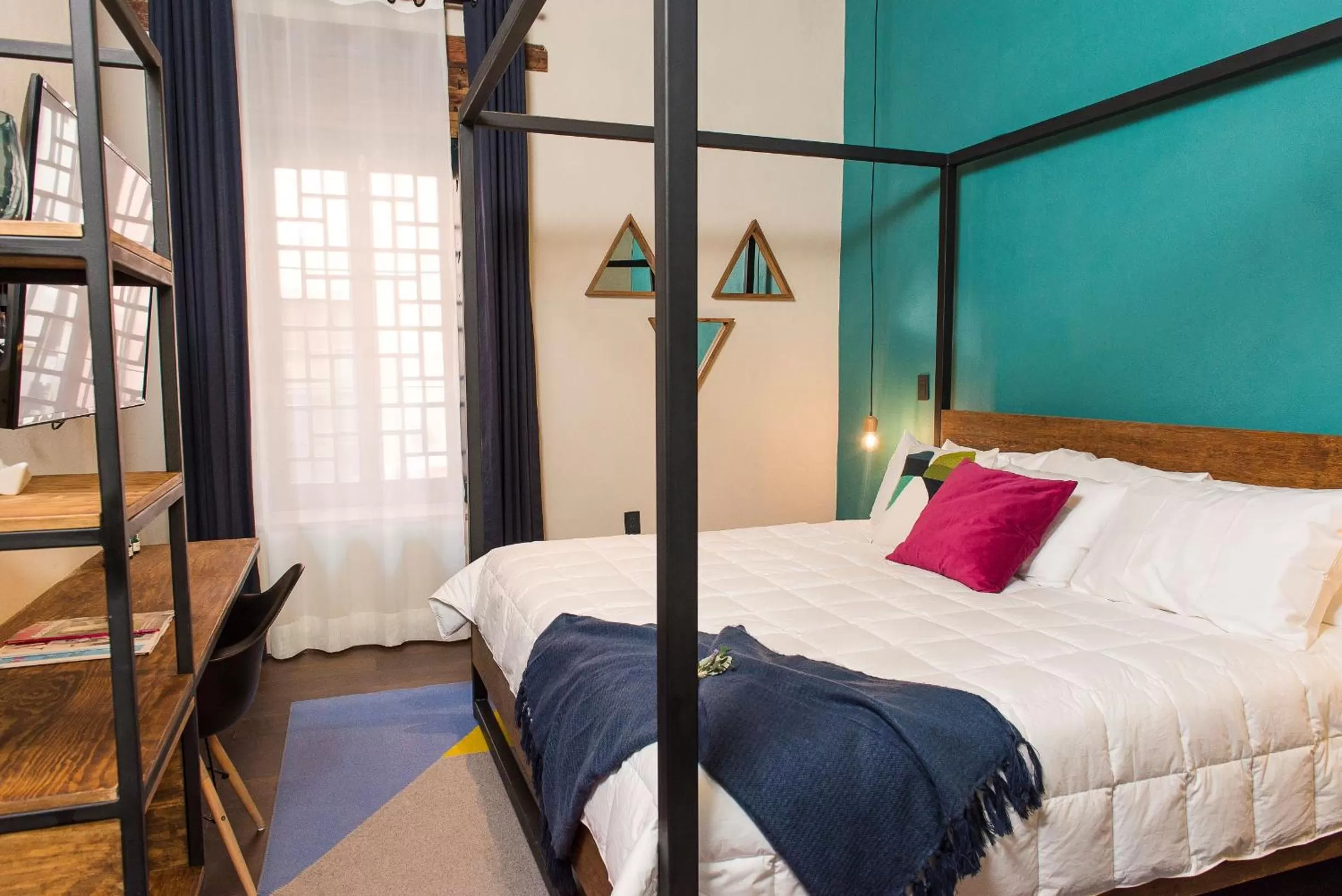 Bed in Antigua Trece Hotel Fusión & SPA