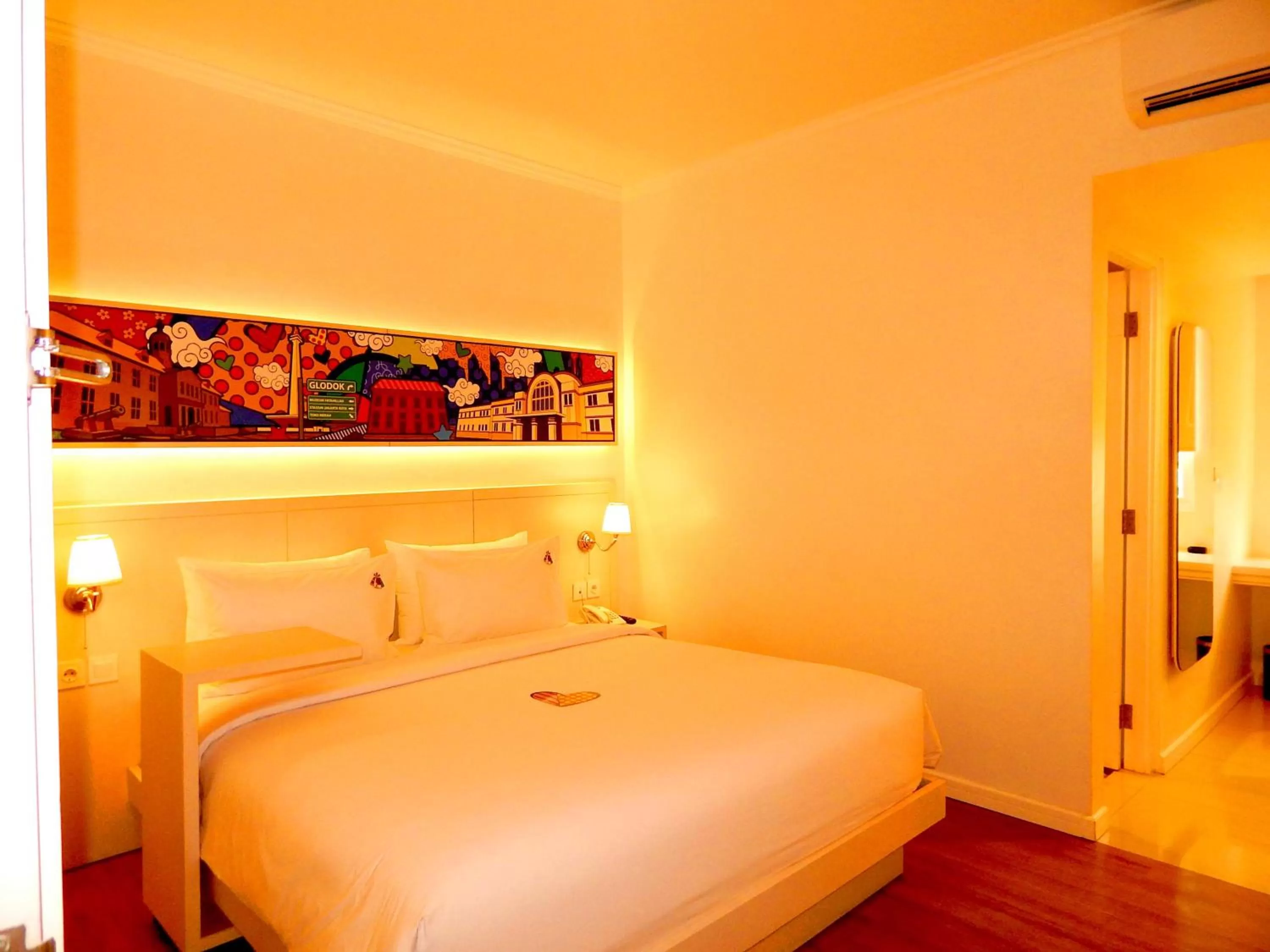 Bed in MaxOne Signature Glodok Jakarta