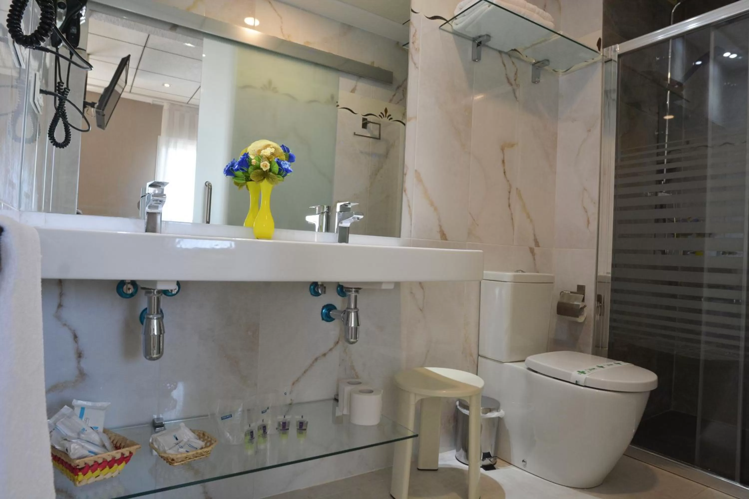 Bathroom in Torrejoven