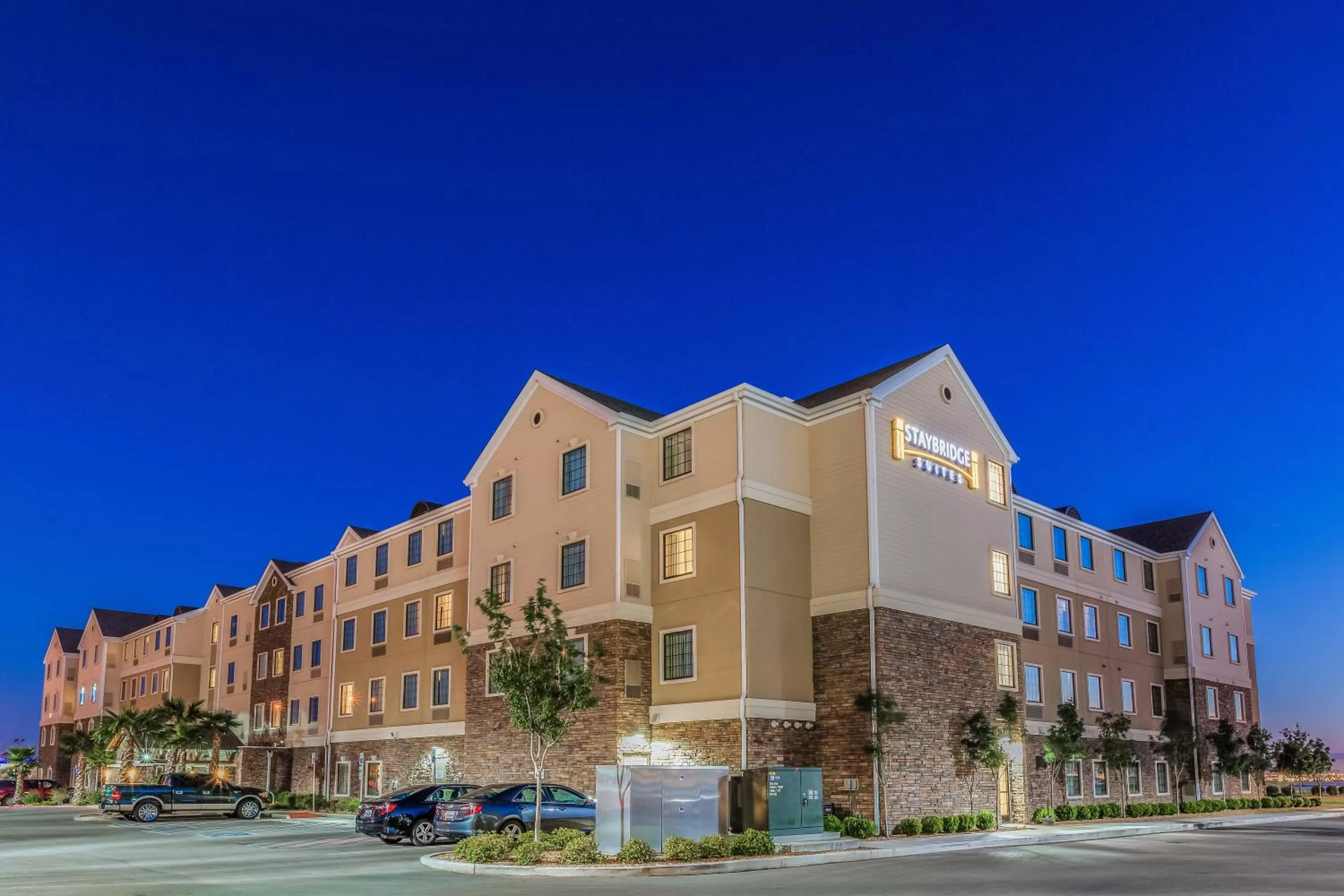 Property building in Staybridge Suites El Paso Airport by IHG