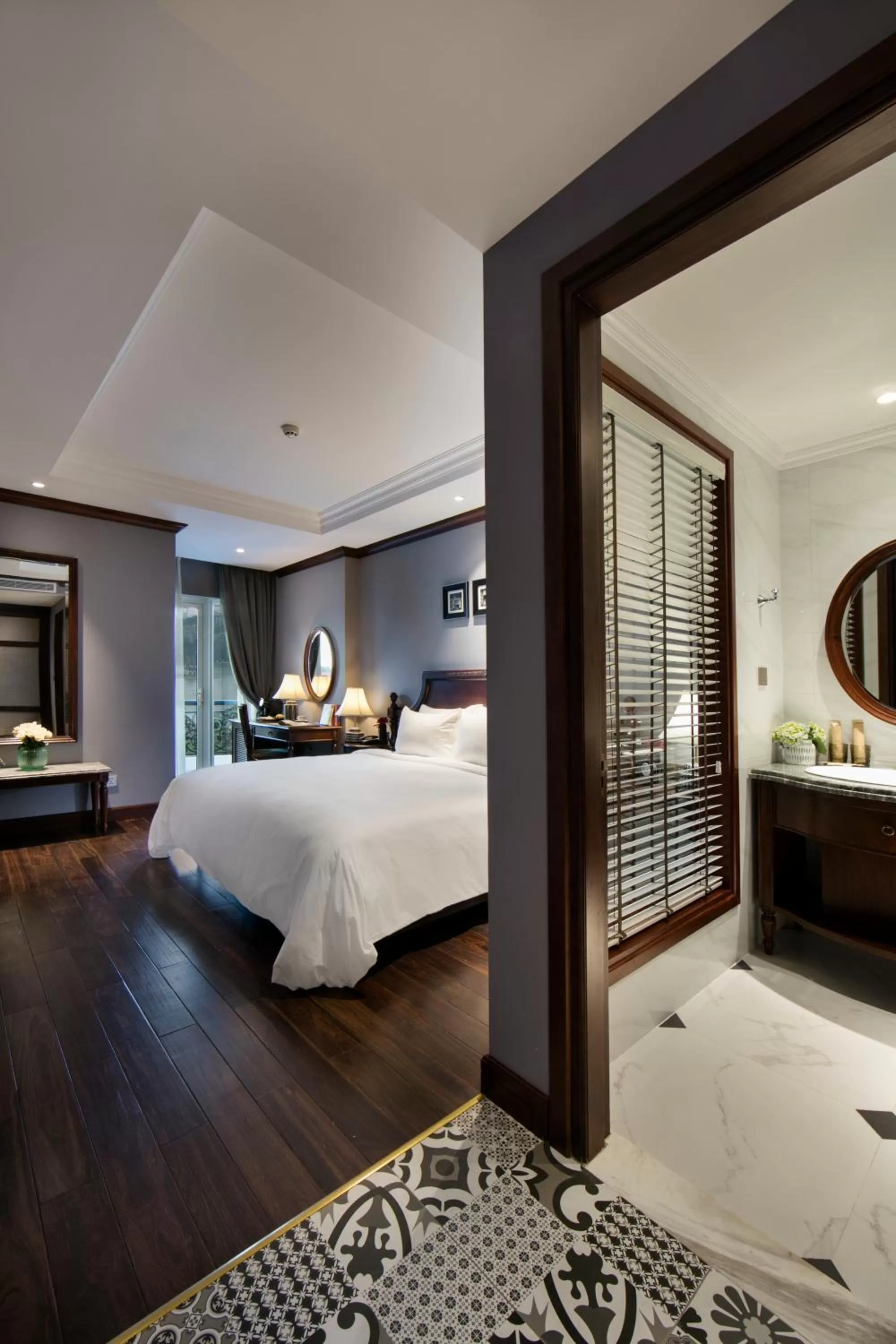 Toilet, Bed in La Sinfonía Majesty Hotel and Spa