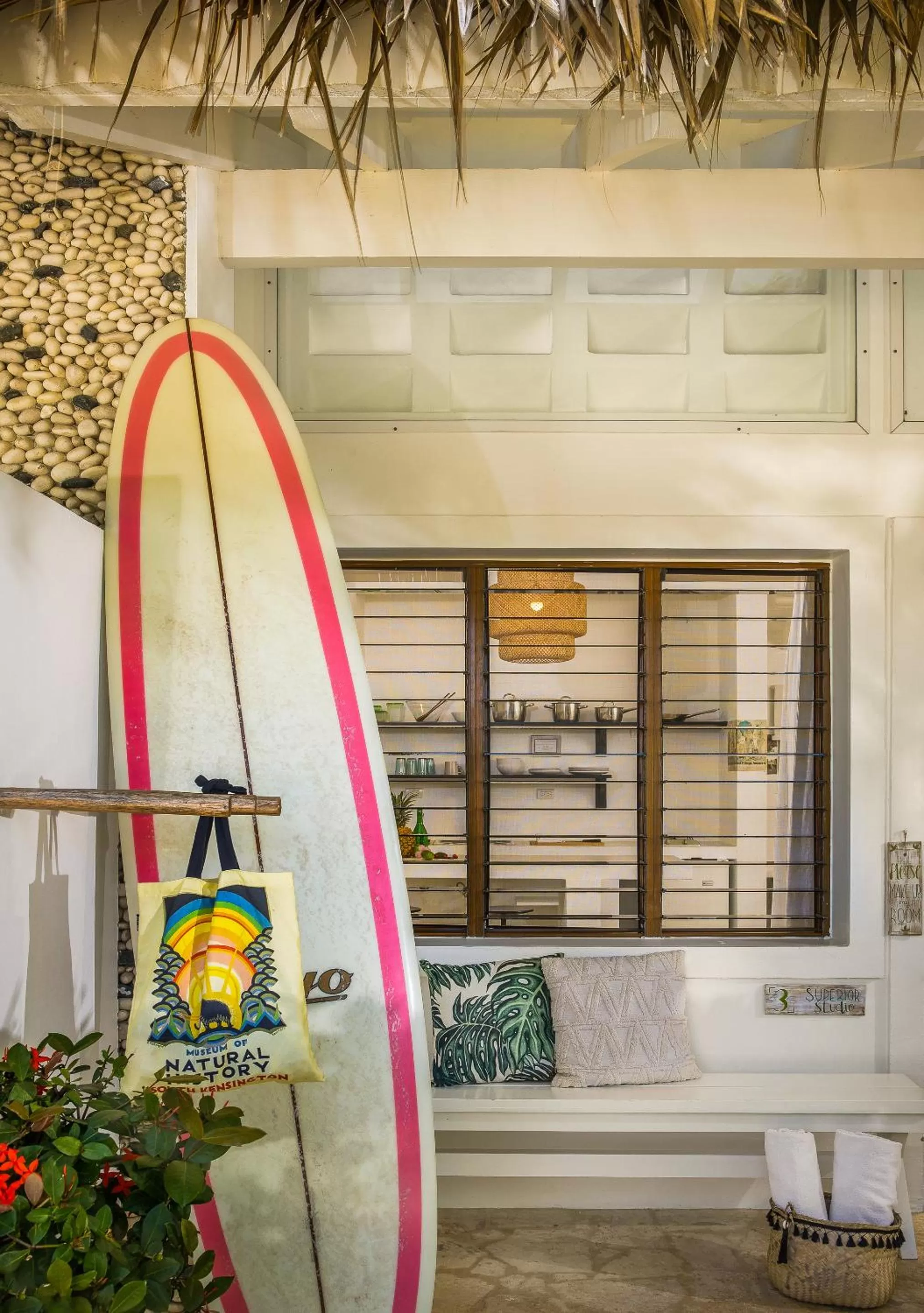 Balcony/Terrace in El Encuentro Surf Lodge