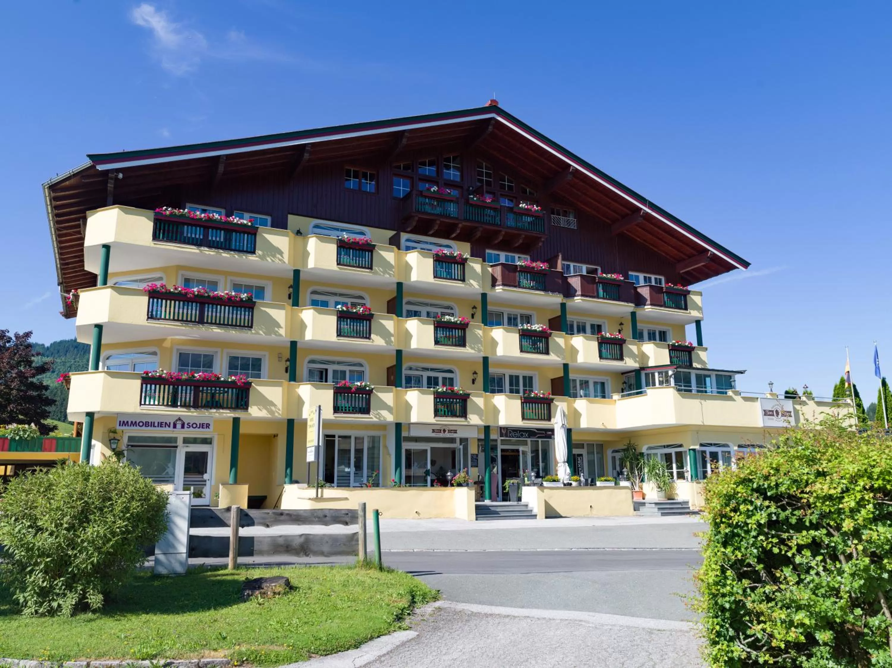 Property Building in Apparthotel Tom Sojer