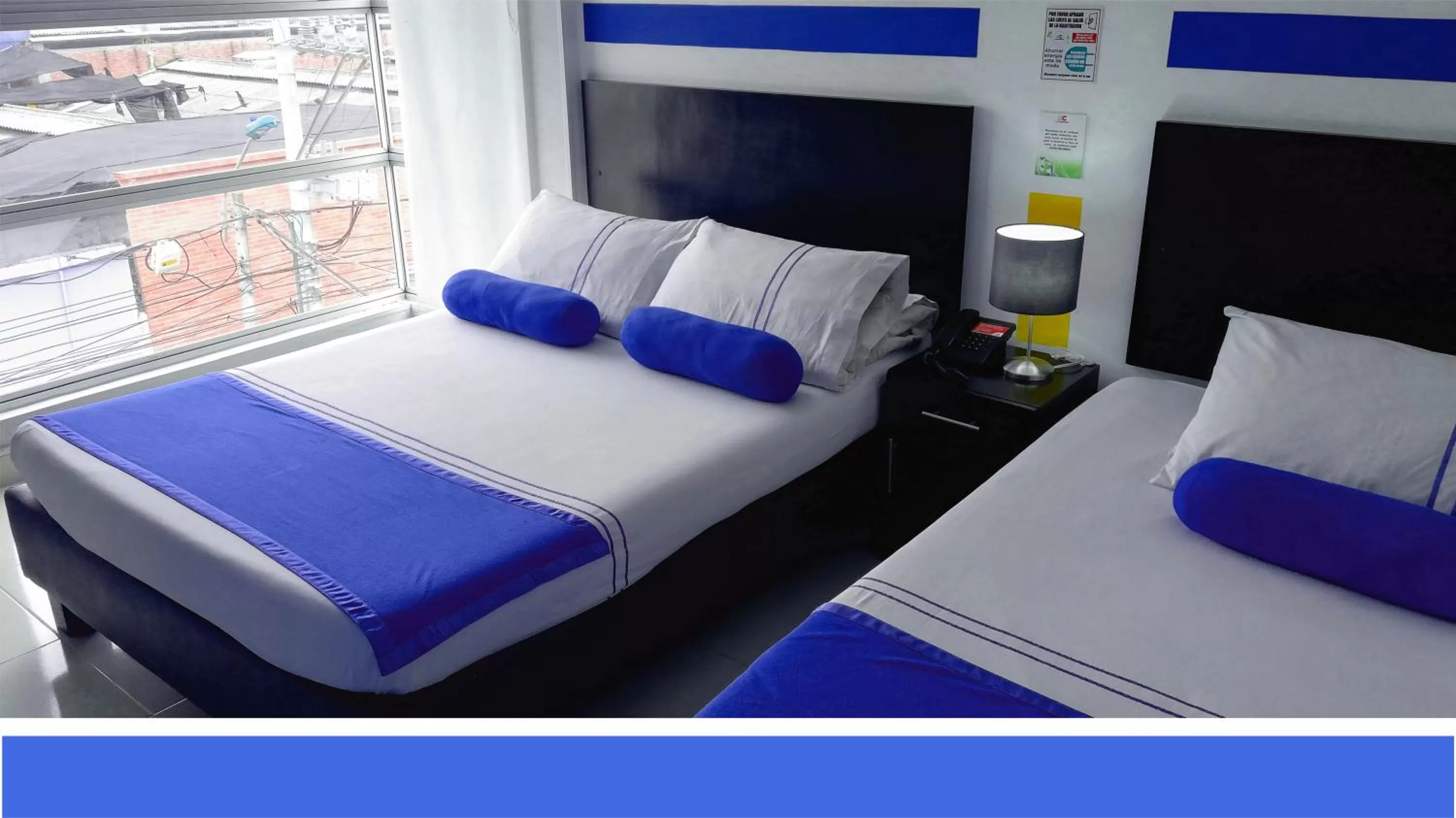 Twin Room in HOTEL COLOURS Cali