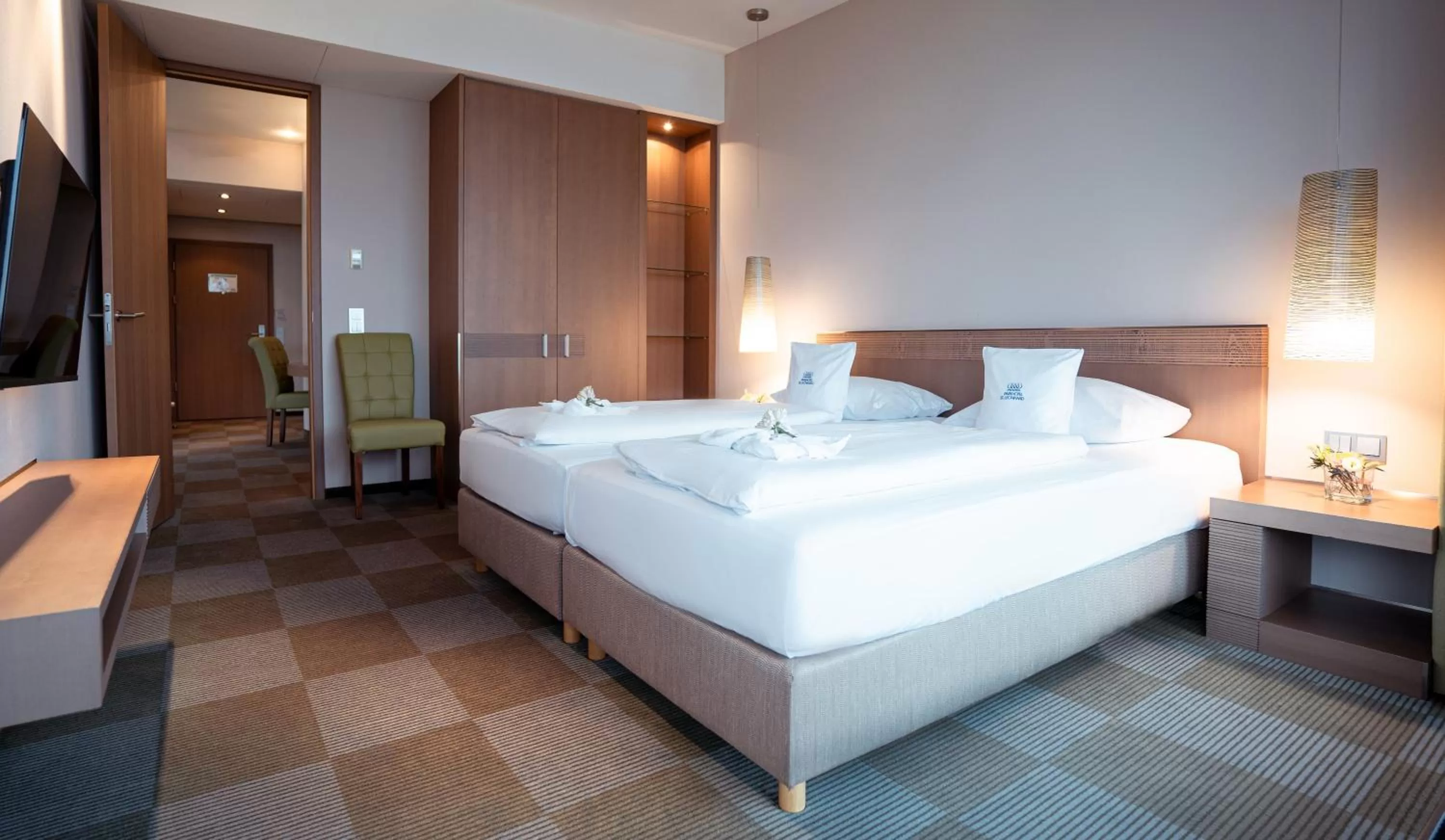 TV and multimedia, Bed in Parkhotel St.Leonhard