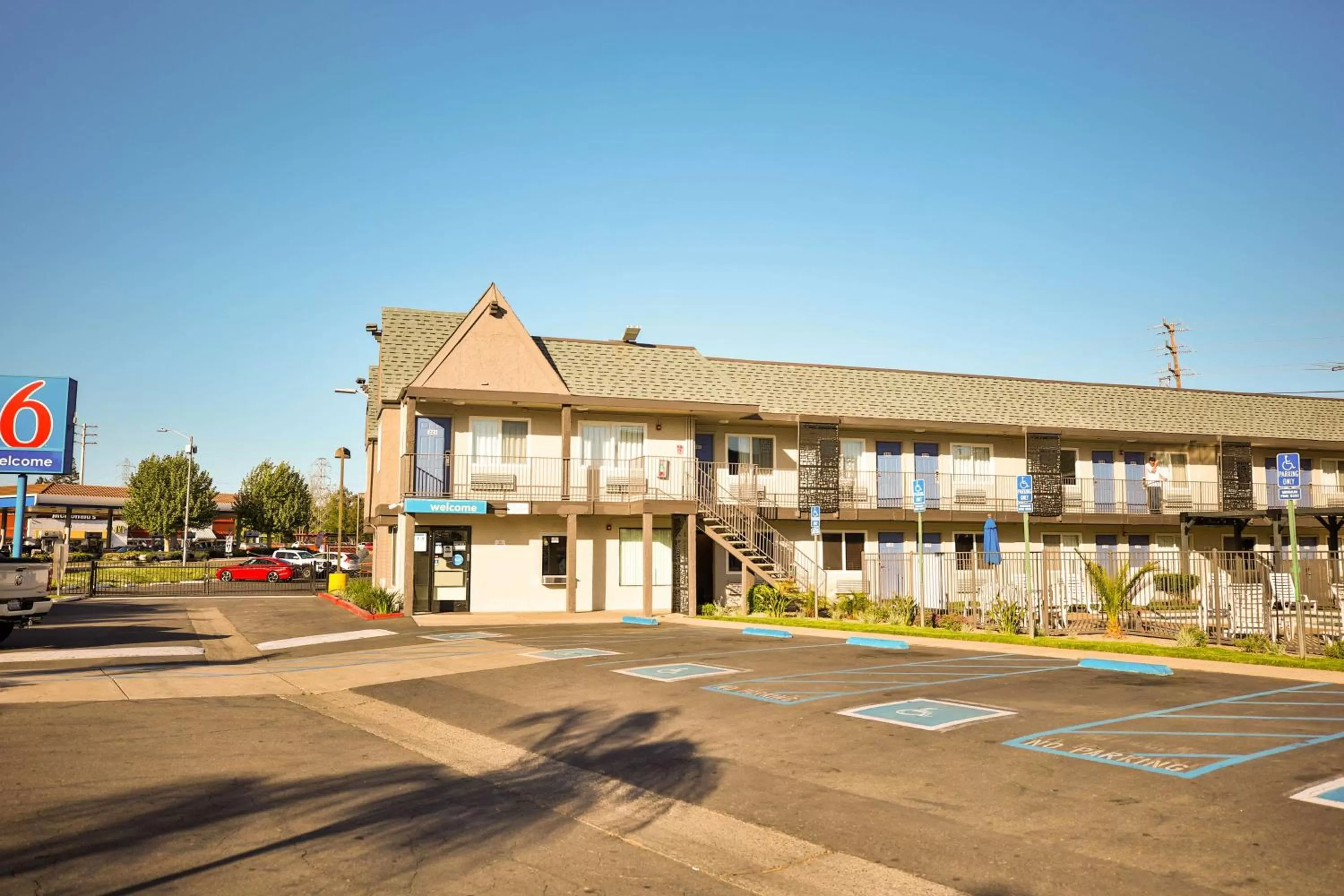 Property building in Motel 6-Sacramento, CA - Central