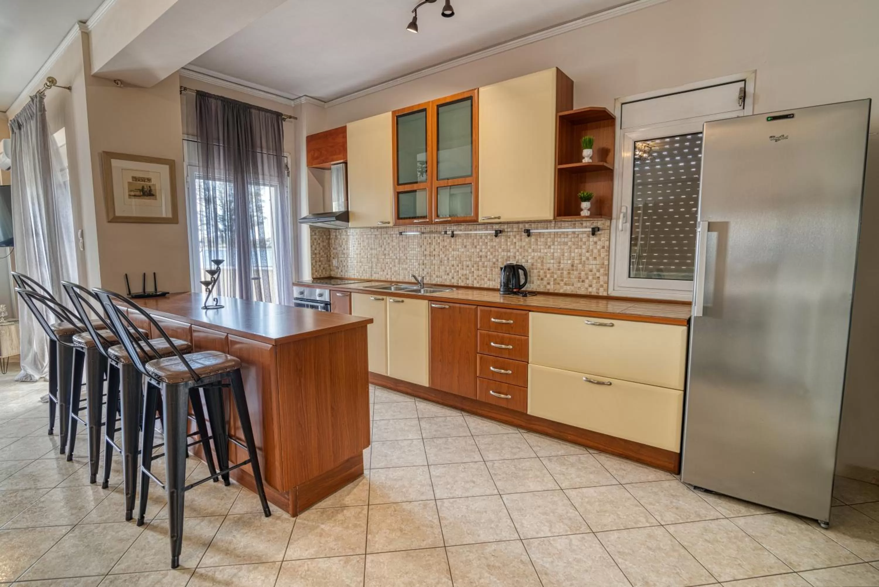 Kitchen or kitchenette in Votsalakia Hotel & Luxury Apartments