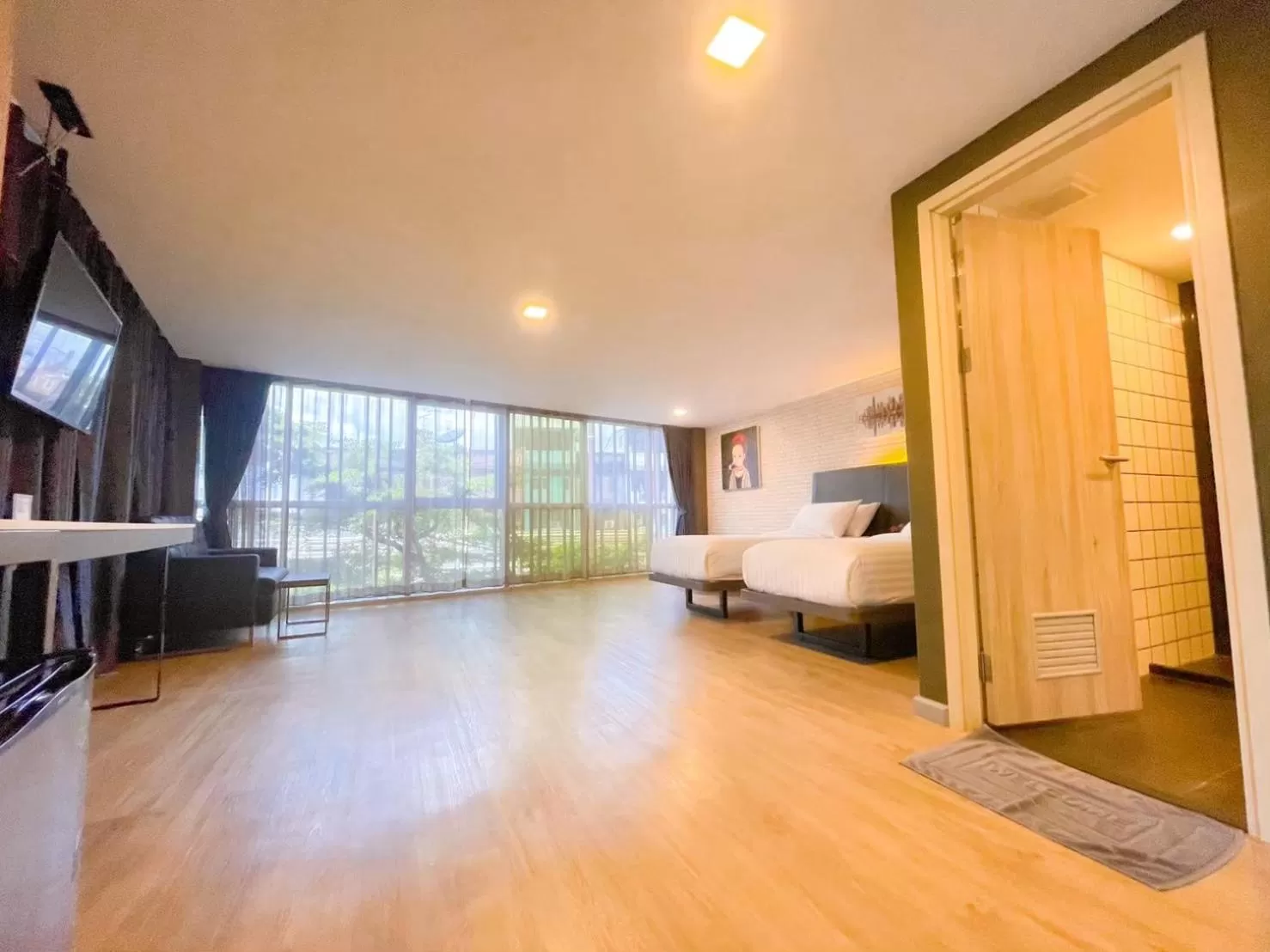 Bed in BB Glass House