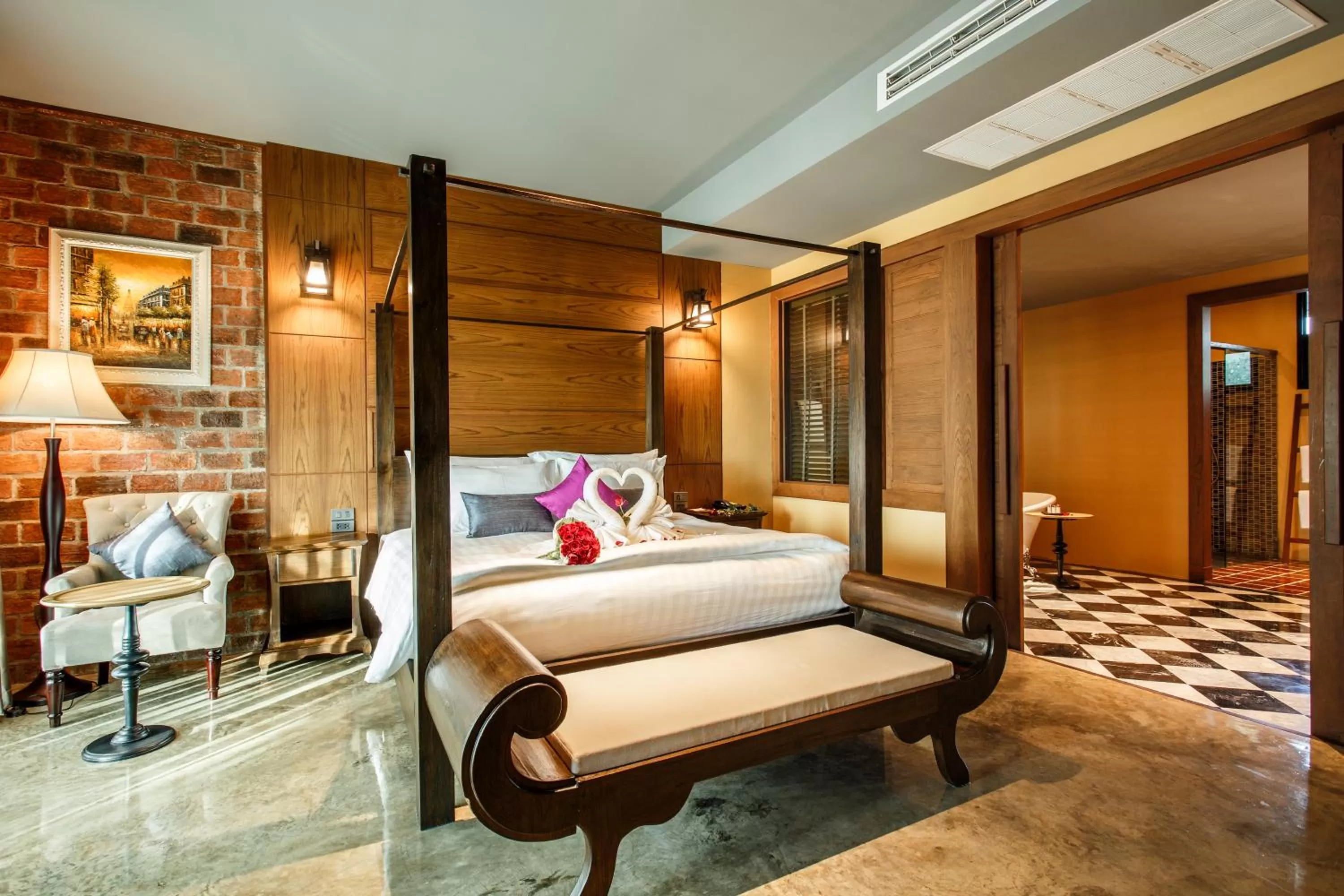 Bedroom, Bed in Hotel de l'amour SHA PLUS