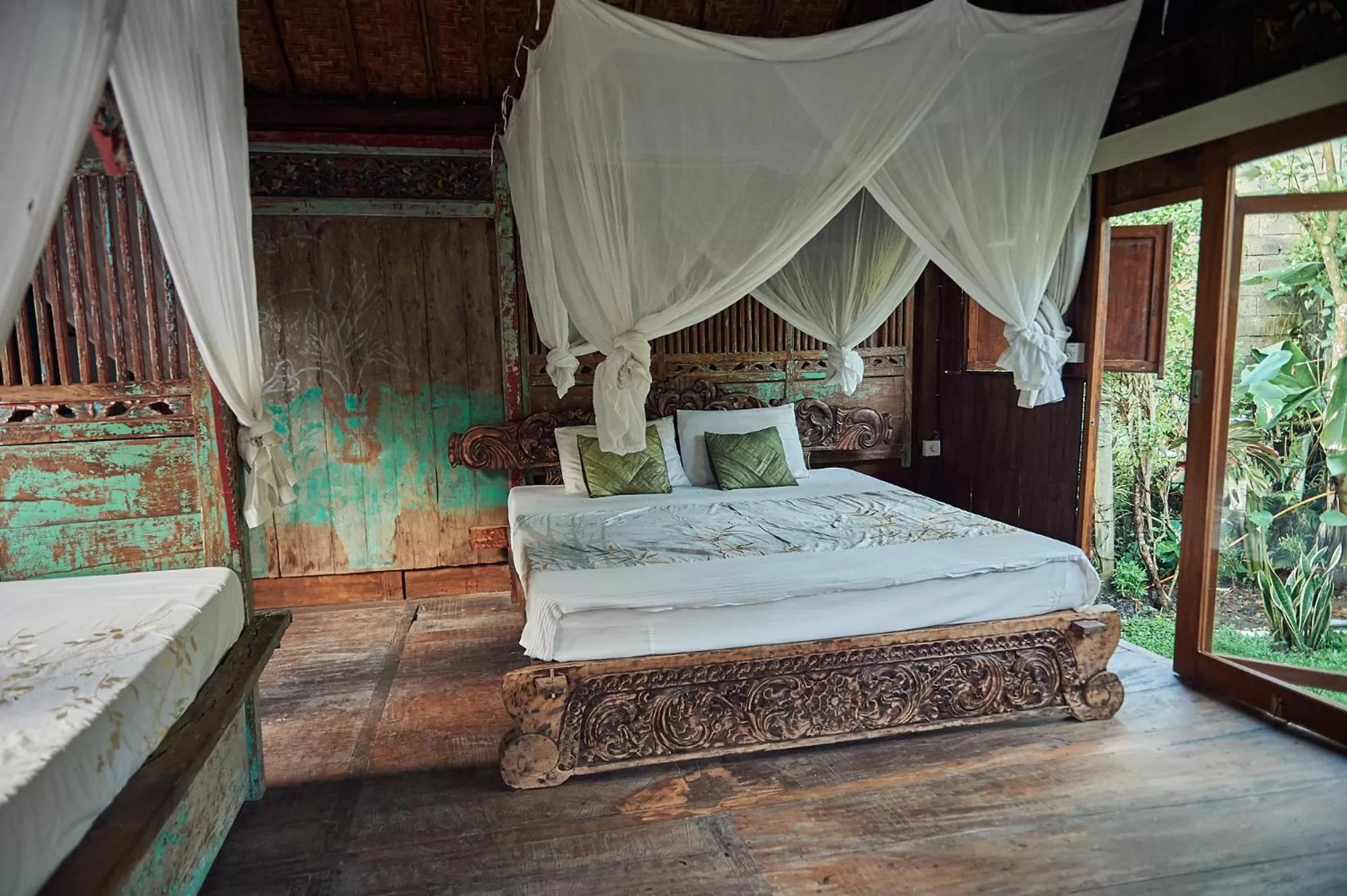 Bed in Lembah Sentosa