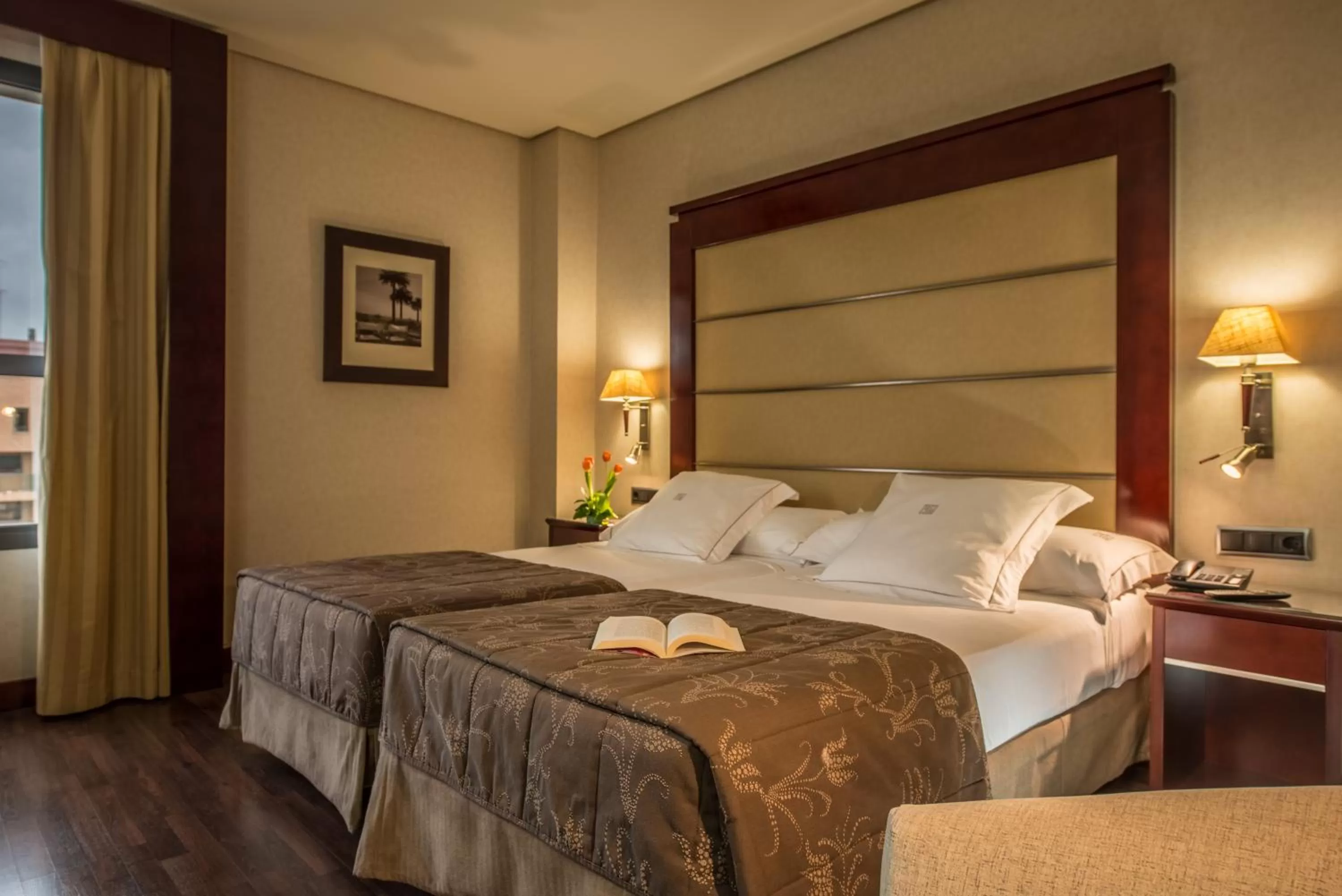 Photo of the whole room, Bed in Hotel Valencia Center