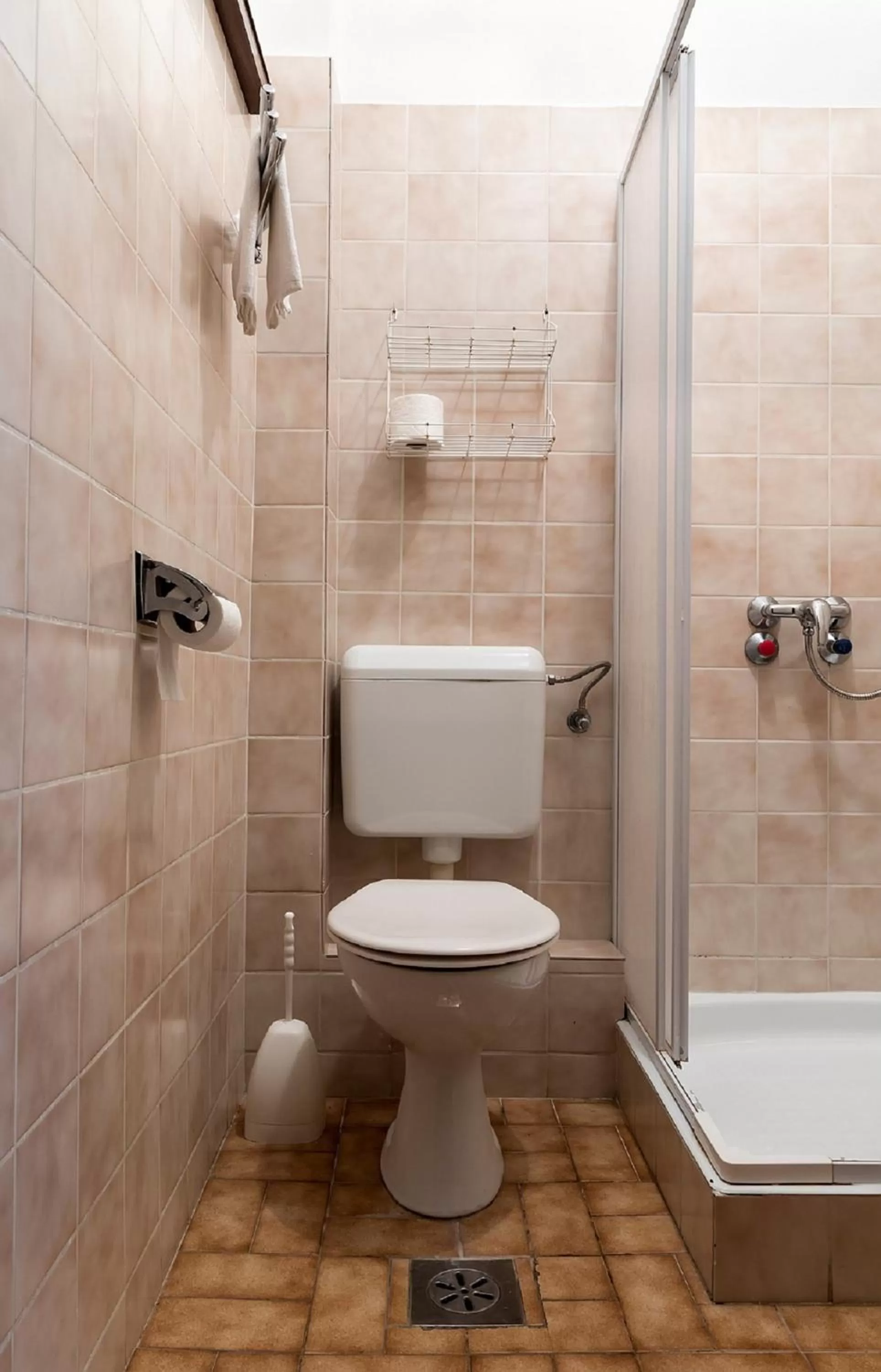 Bathroom in Gasthof Laci Betyár