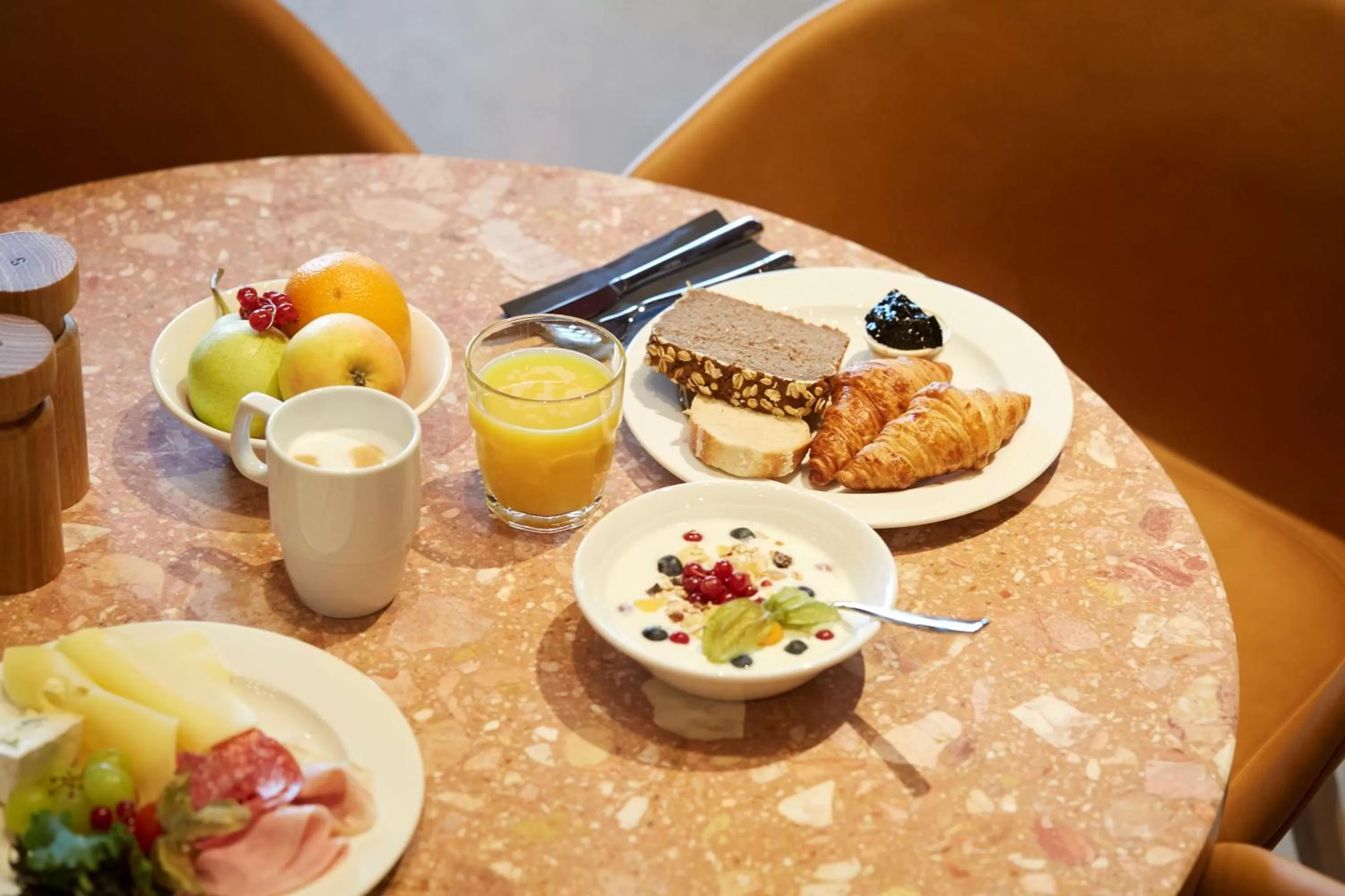 Breakfast in Scandic Frankfurt Hafenpark