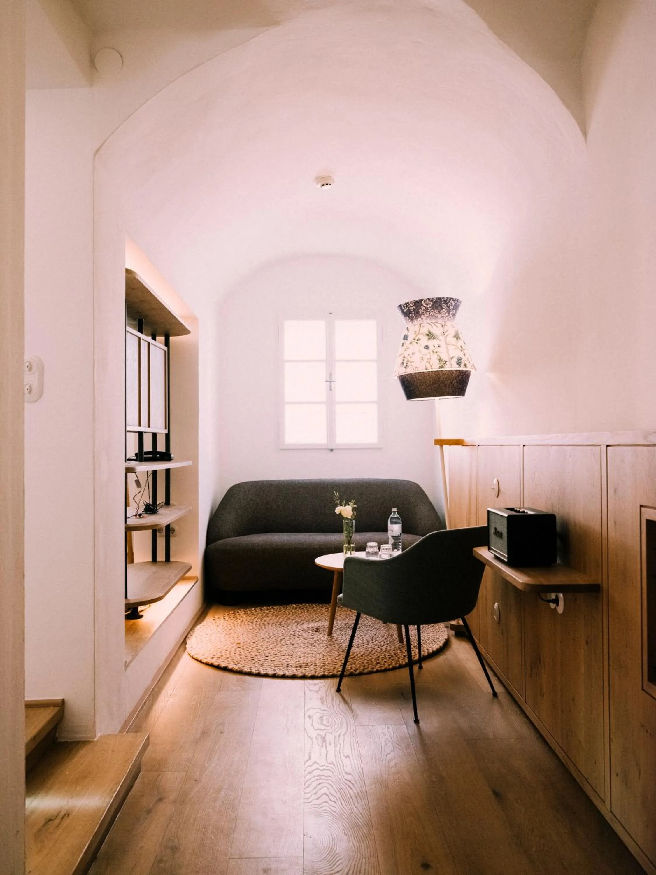 Seating area in artHotel Blaue Gans