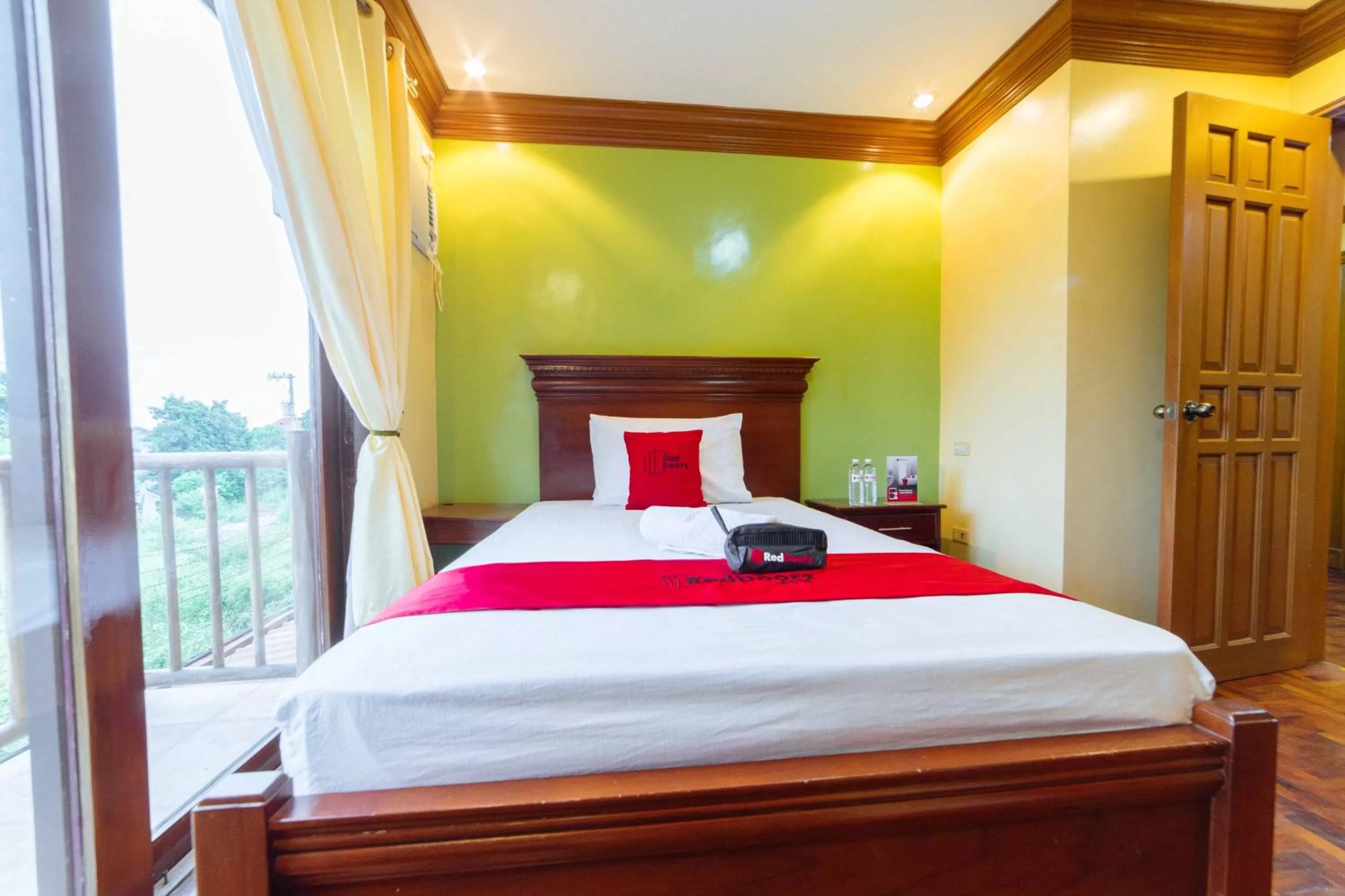 Photo of the whole room, Bed in RedDoorz Plus @ Starhomes Olivianville