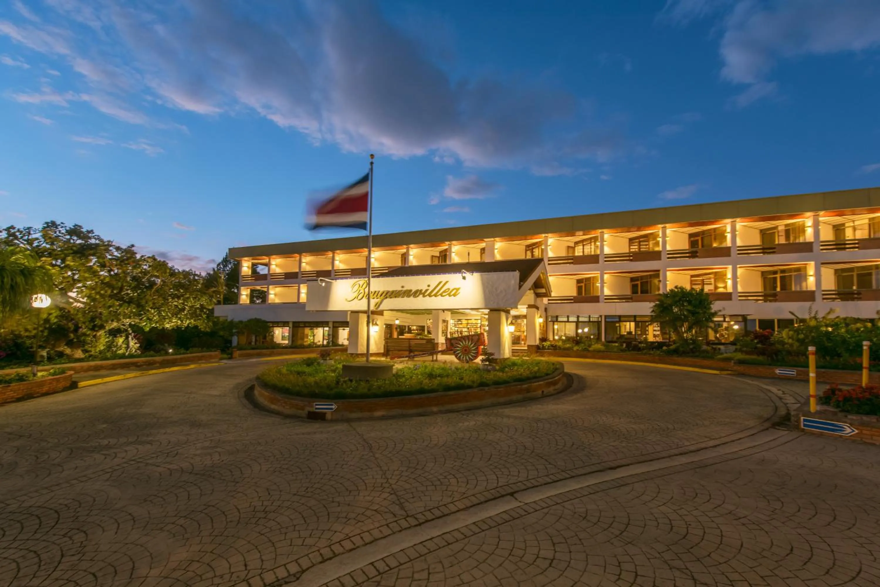 Facade/entrance in Hotel Bougainvillea San José