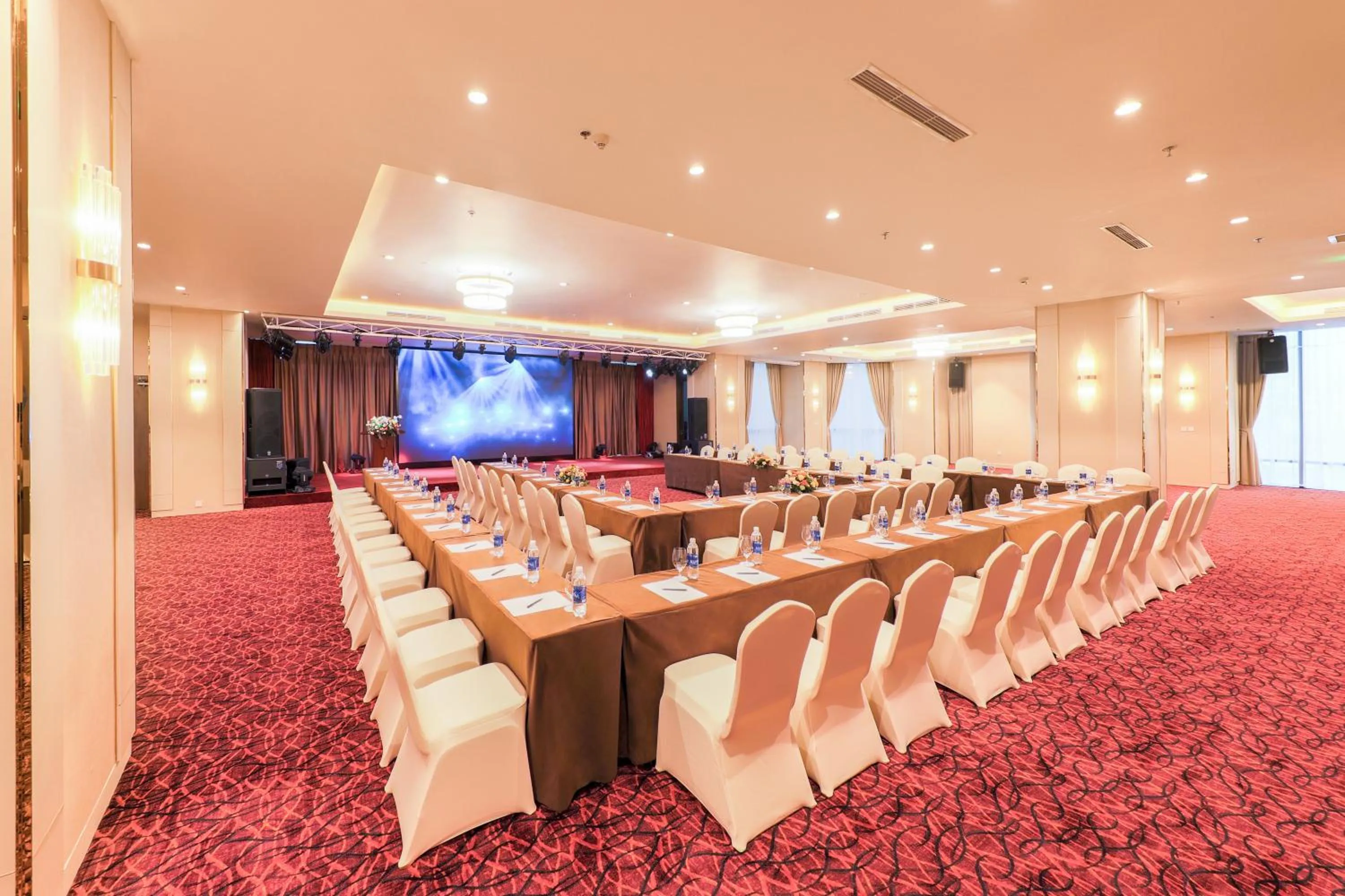 Meeting/conference room in Grand Vista Hanoi