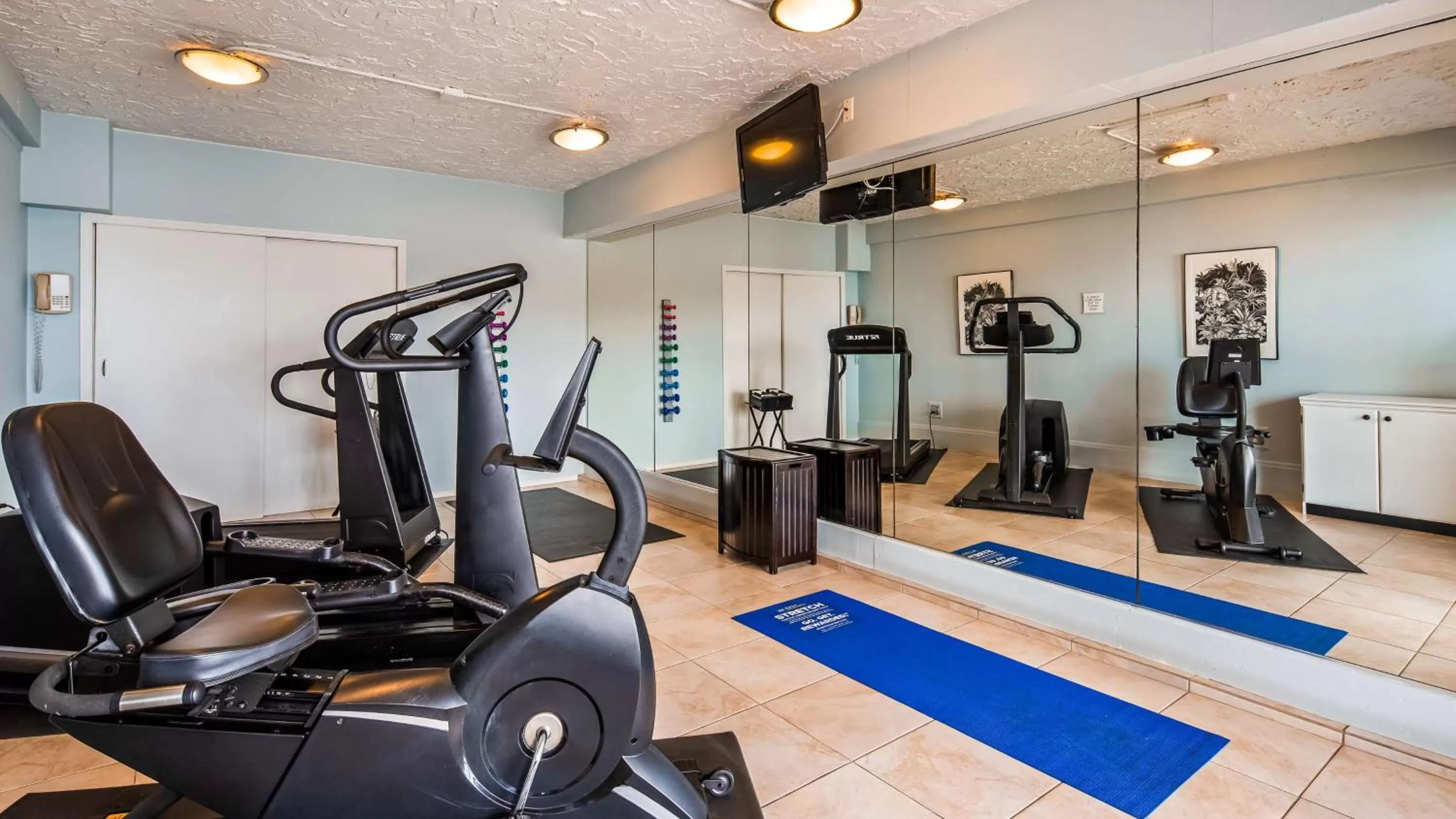 Fitness centre/facilities in Best Western Plus Yacht Harbor Inn