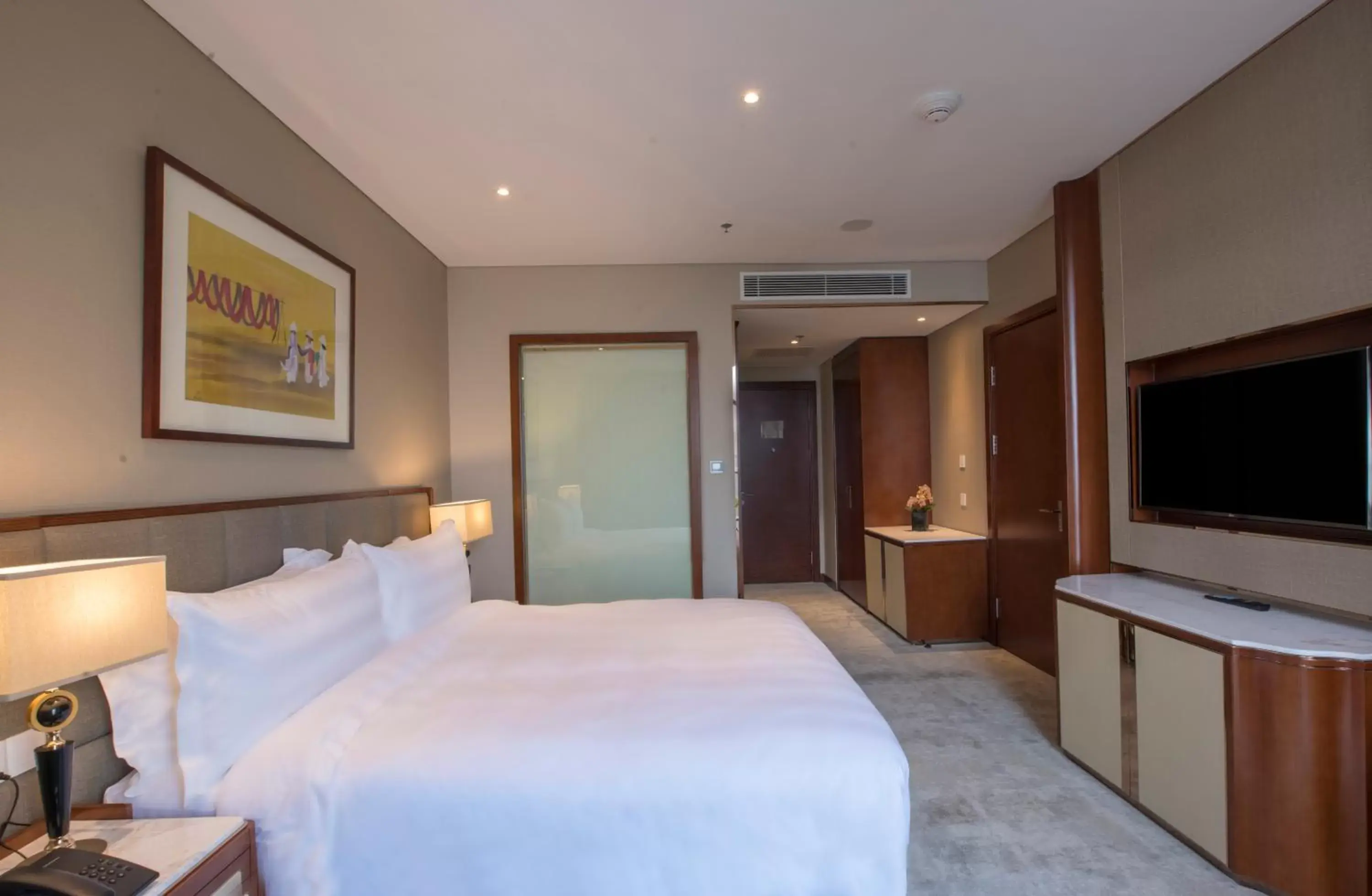 Deluxe King Room - single occupancy - Non-Smoking in Wyndham Garden Hanoi Deluxe King Room - single occupancy - Non-Smoking in Wyndham Garden Hanoi